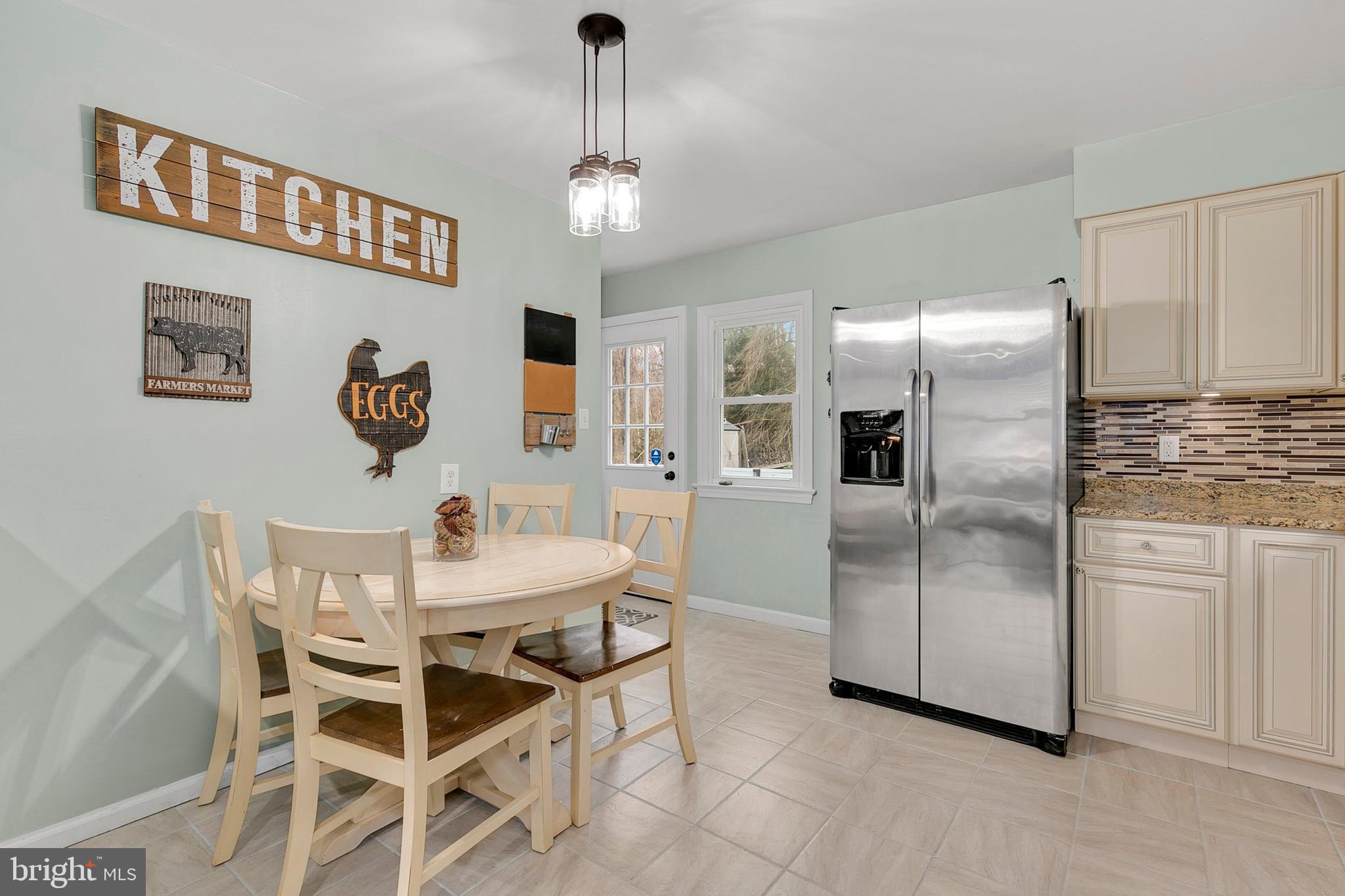 WEST LAUREL ACRES - Residential