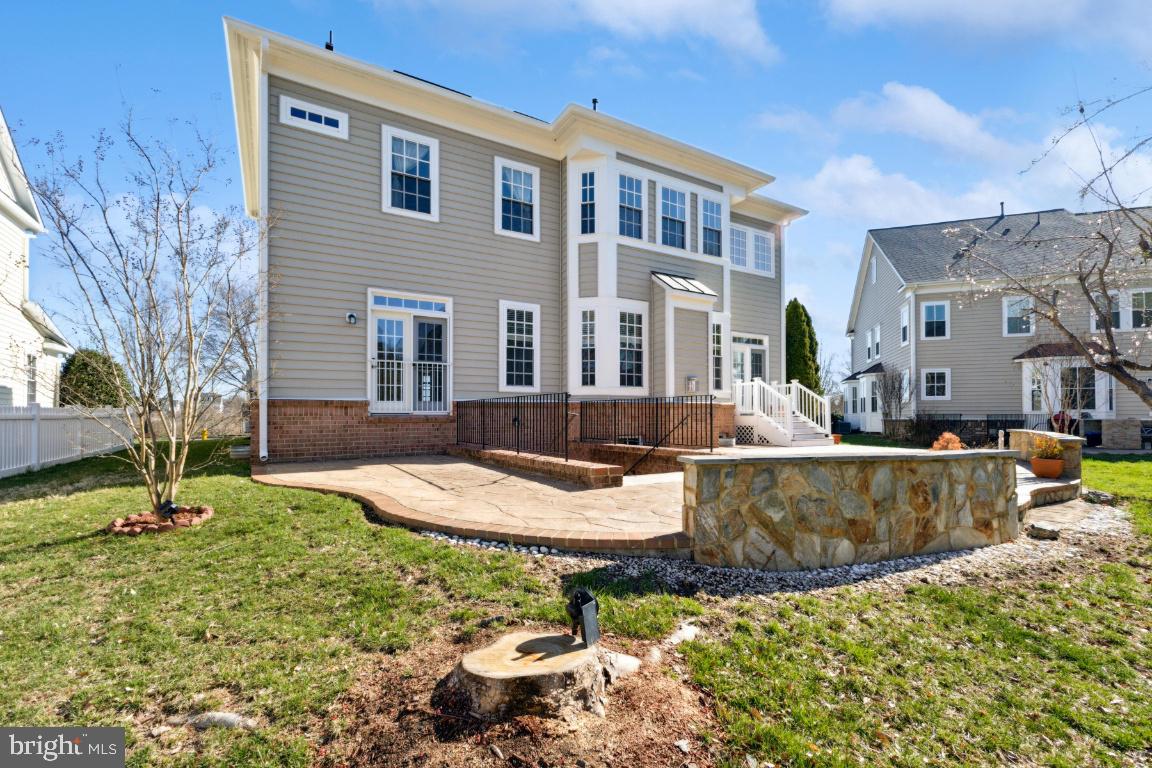 NEW BRISTOW VILLAGE - Residential