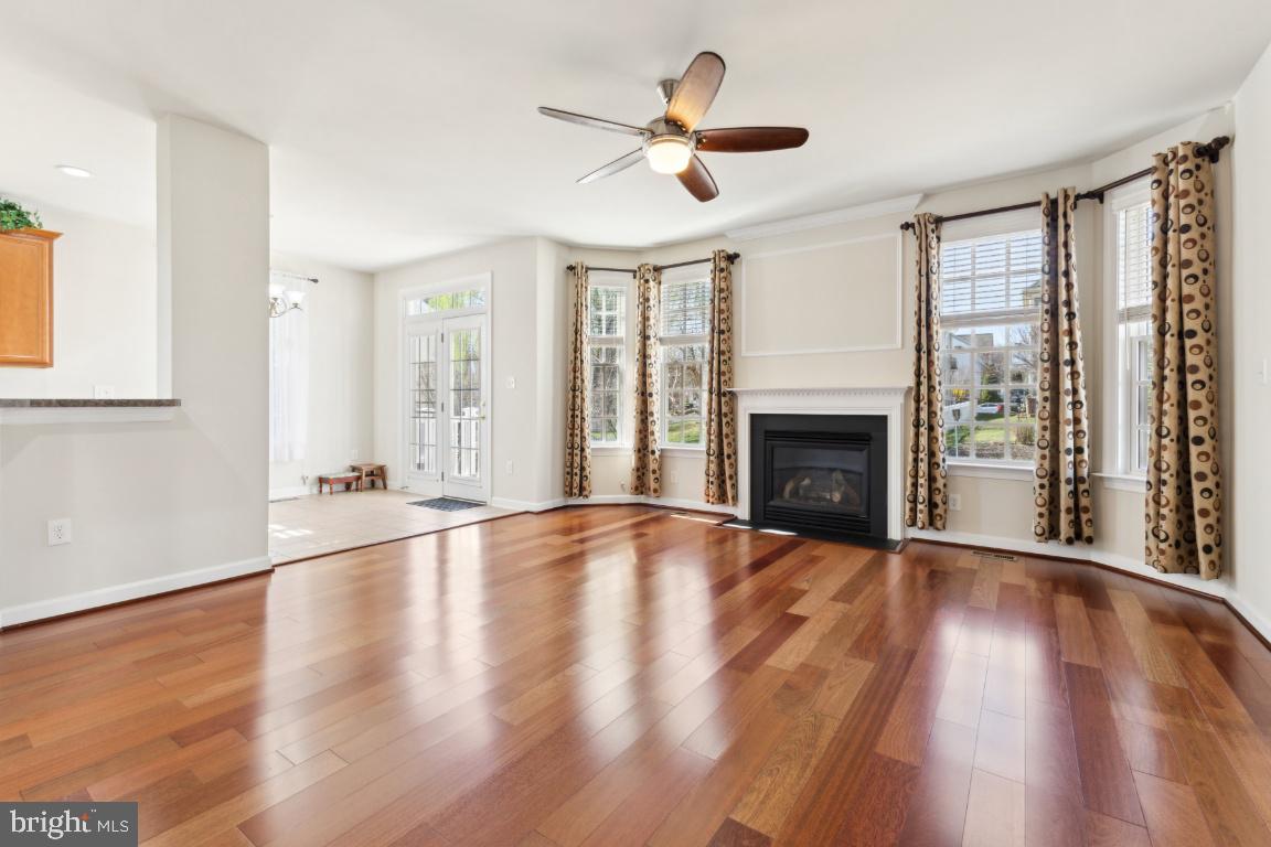 NEW BRISTOW VILLAGE - Residential