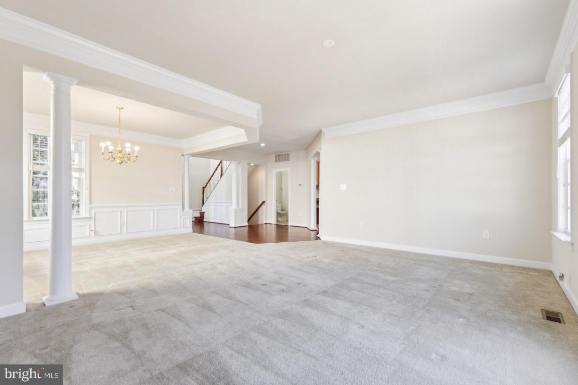 NEW BRISTOW VILLAGE - Residential