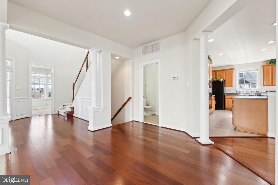 NEW BRISTOW VILLAGE - Residential