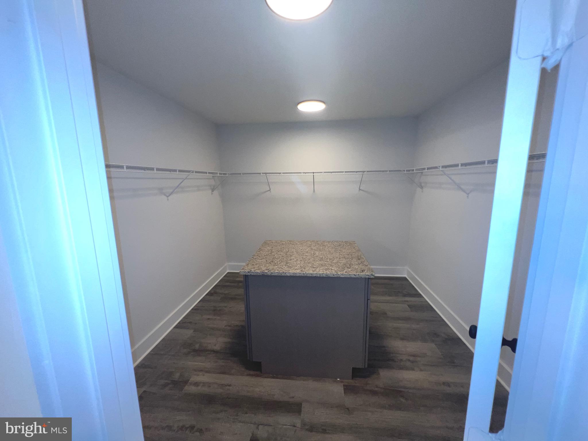 HIGH VIEW ESTATES - Residential