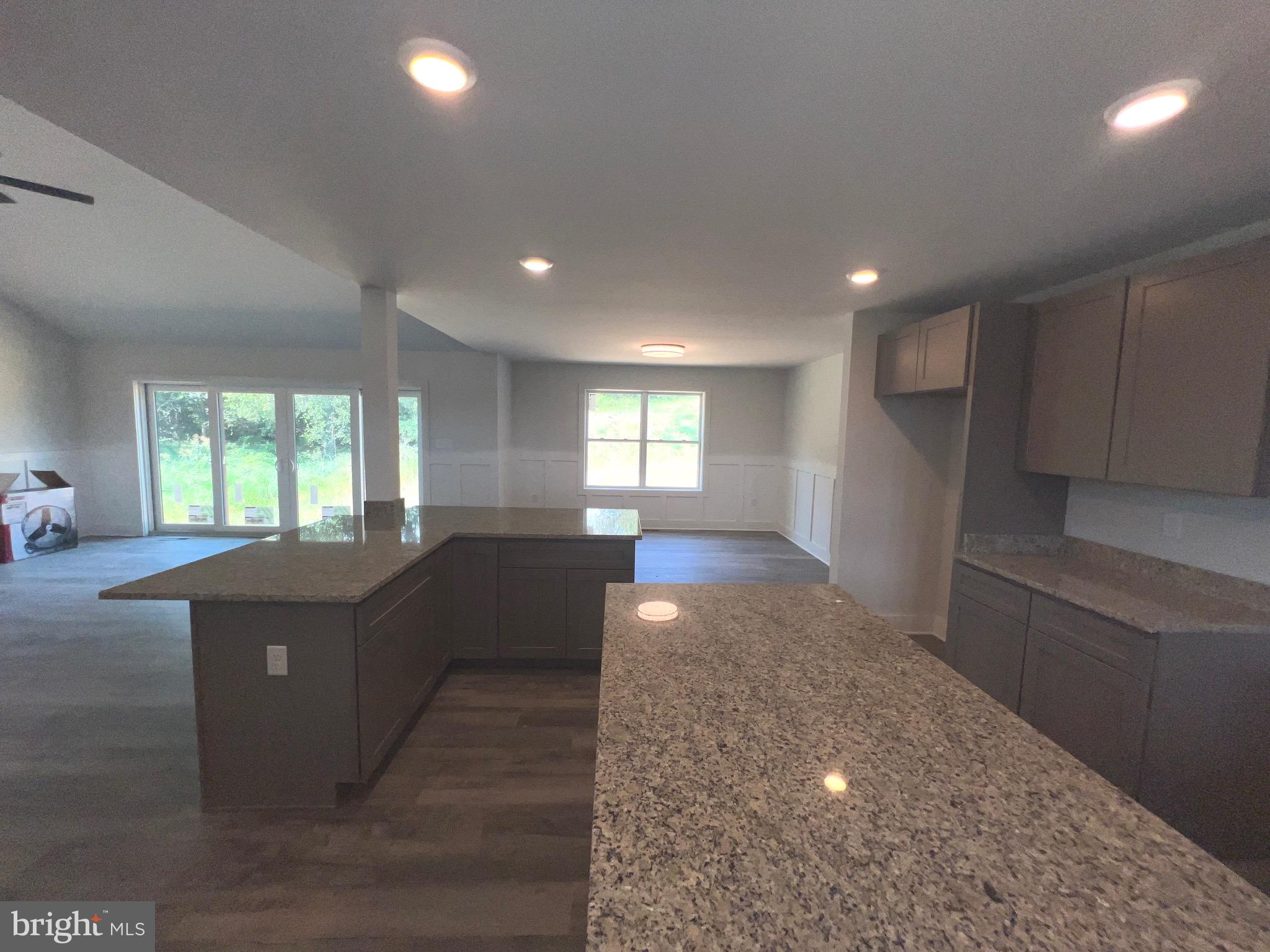 HIGH VIEW ESTATES - Residential