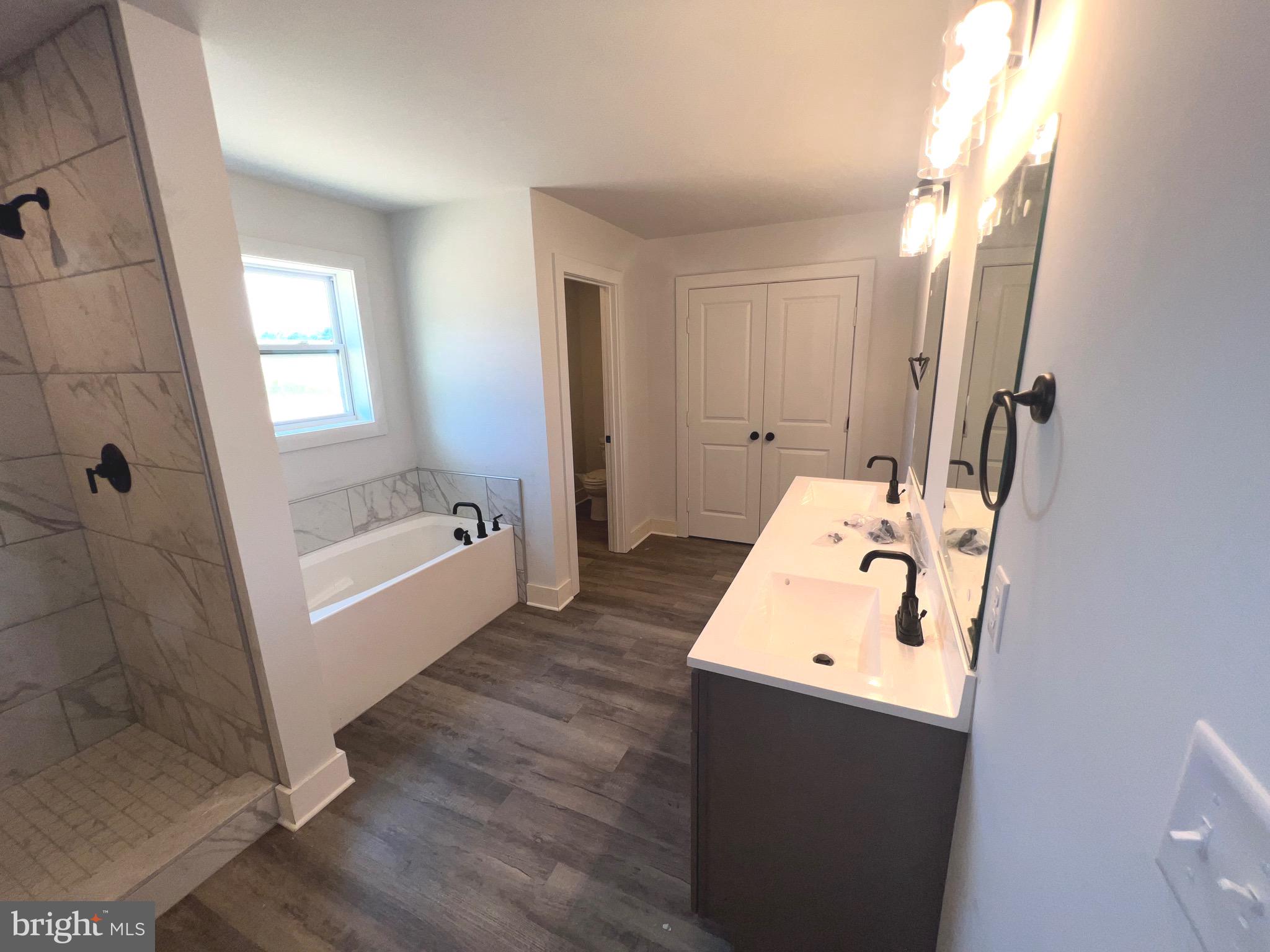 HIGH VIEW ESTATES - Residential