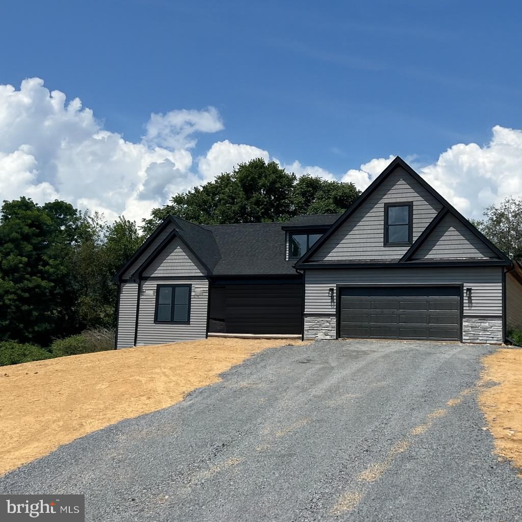 39 FALKIRK DRIVE