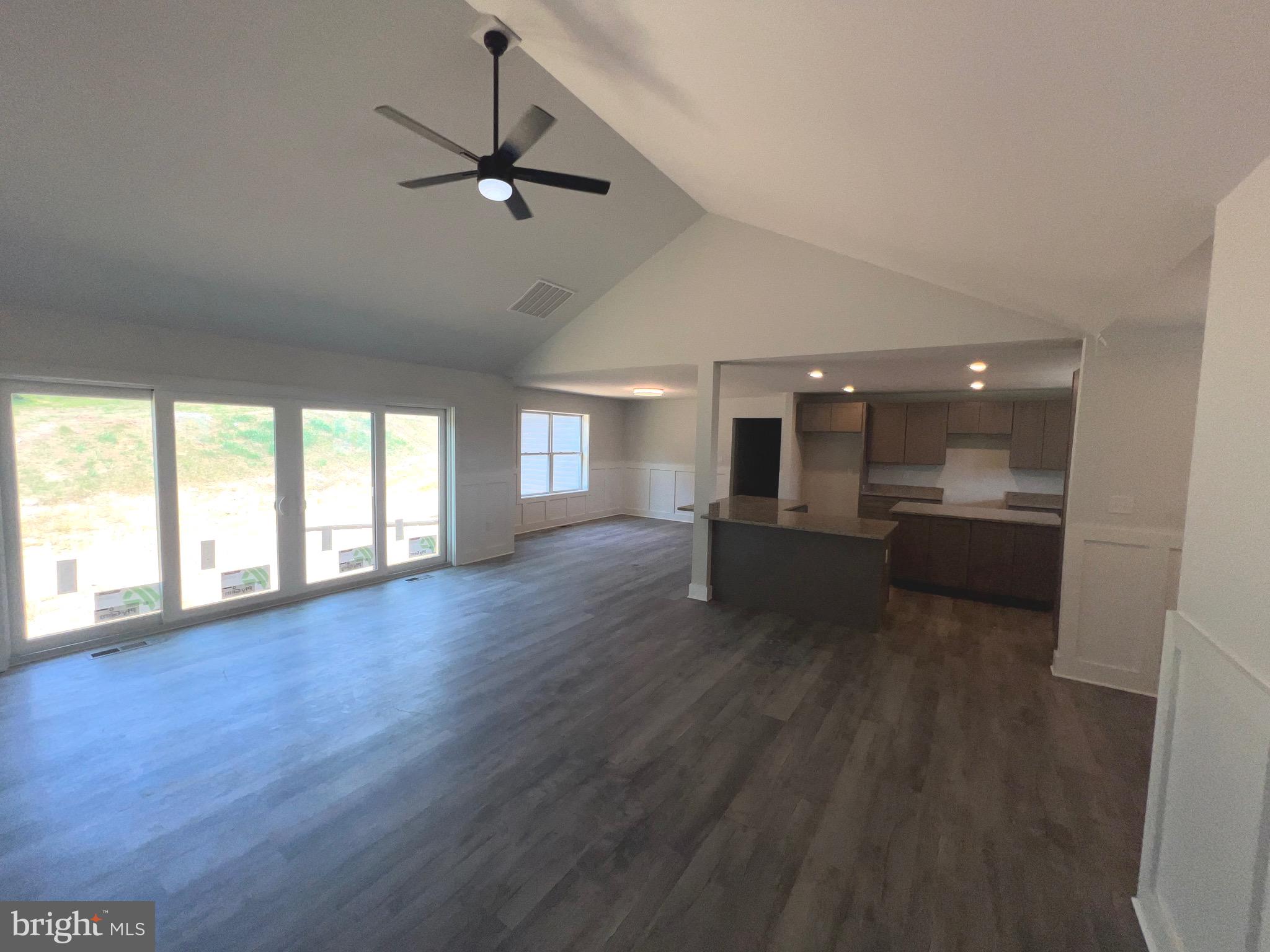 HIGH VIEW ESTATES - Residential