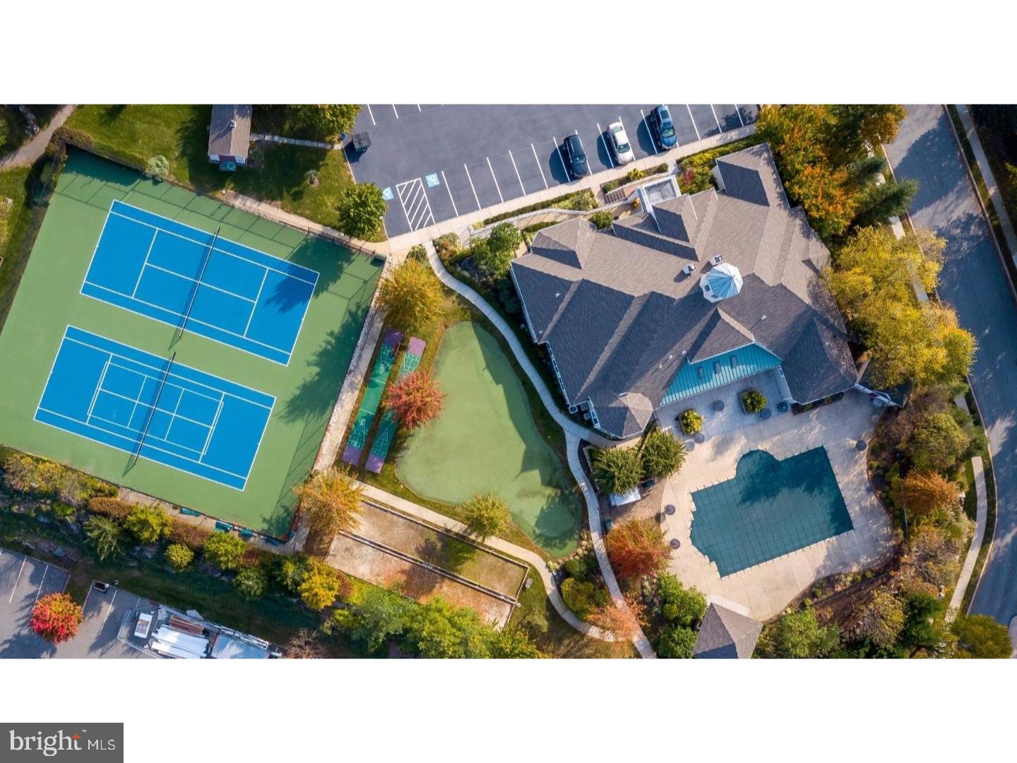 CREEKSIDE VILLAGE - Residential