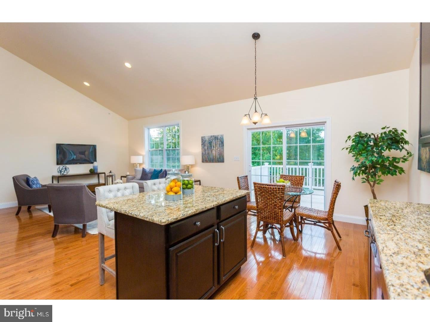 CREEKSIDE VILLAGE - Residential