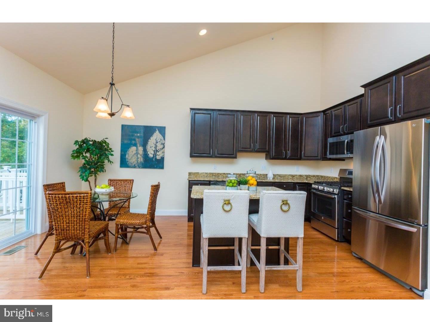 CREEKSIDE VILLAGE - Residential