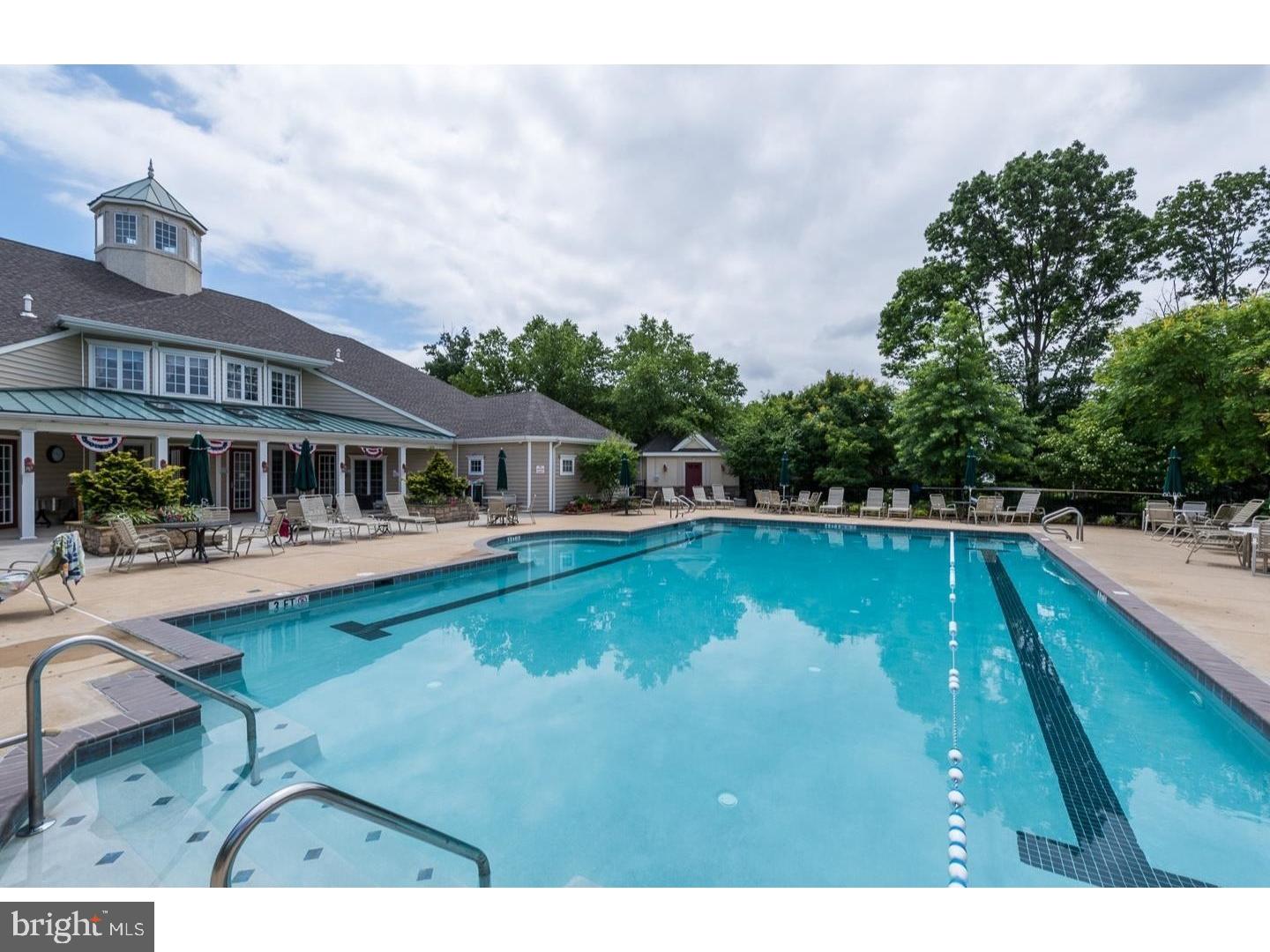 CREEKSIDE VILLAGE - Residential