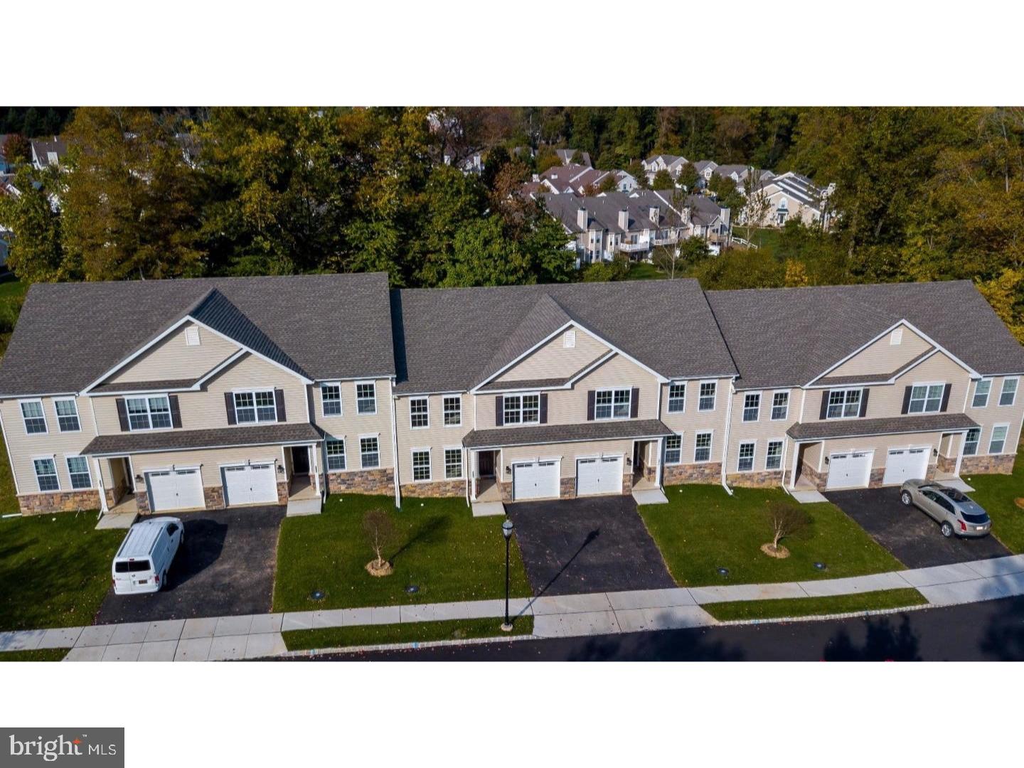 CREEKSIDE VILLAGE - Residential