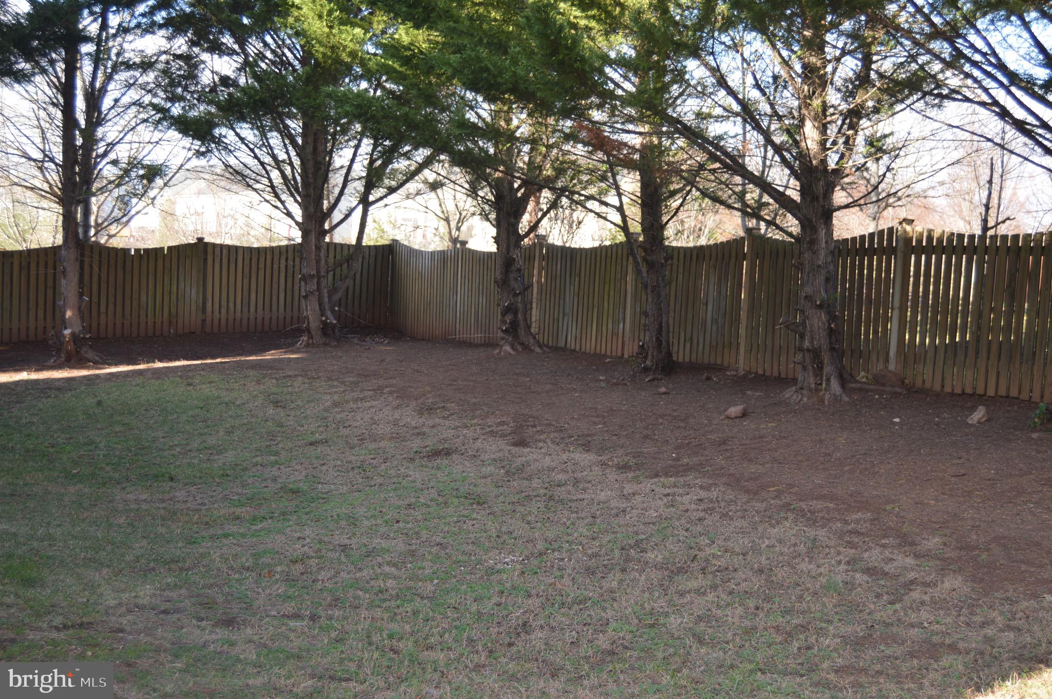 POTOMAC CROSSING - Residential Lease