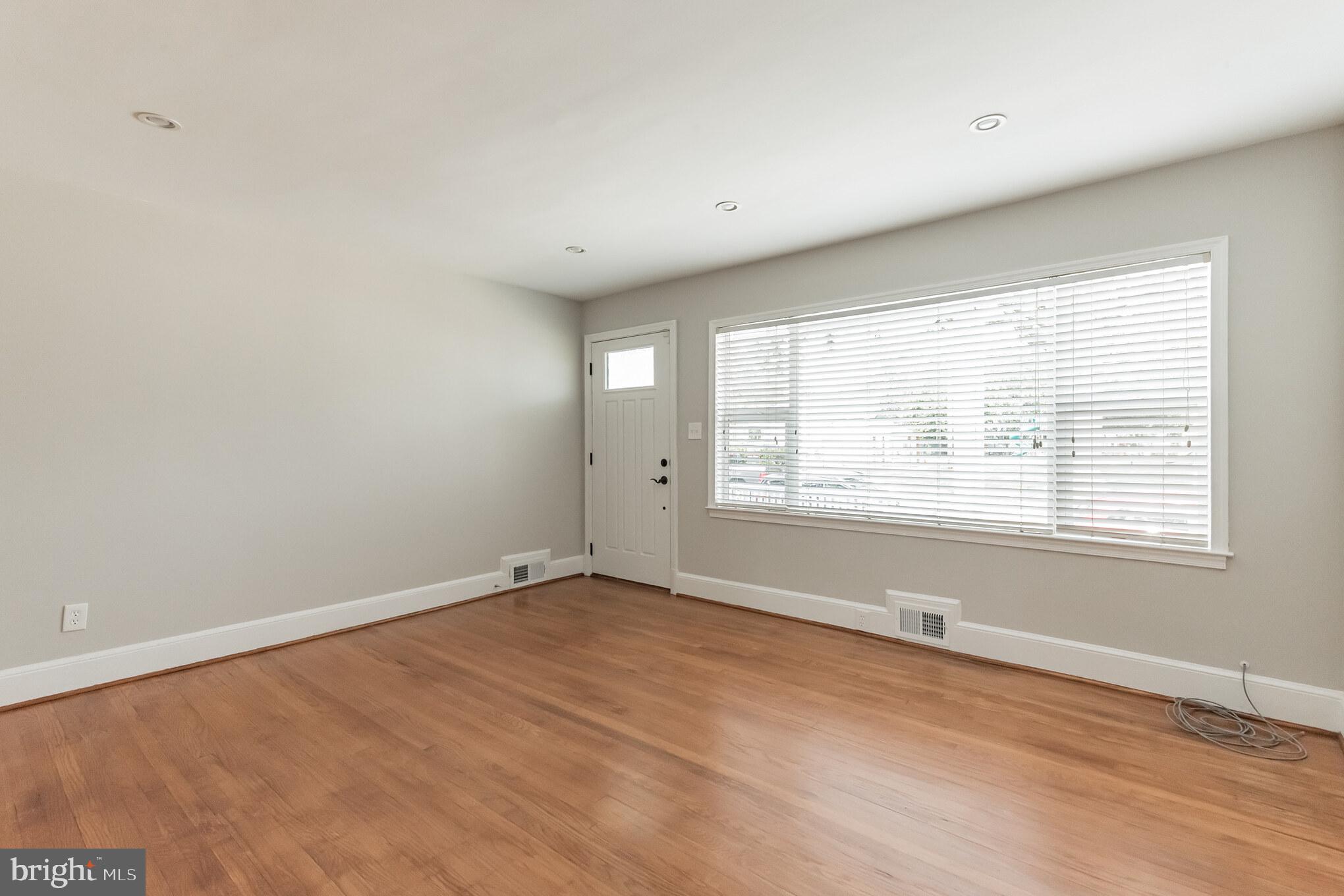 BROWNS - Residential