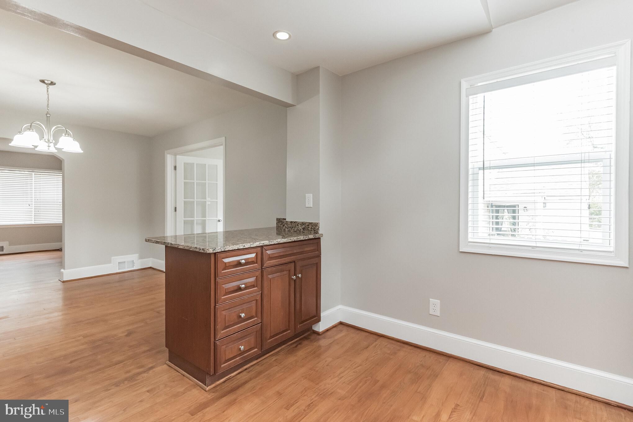 BROWNS - Residential