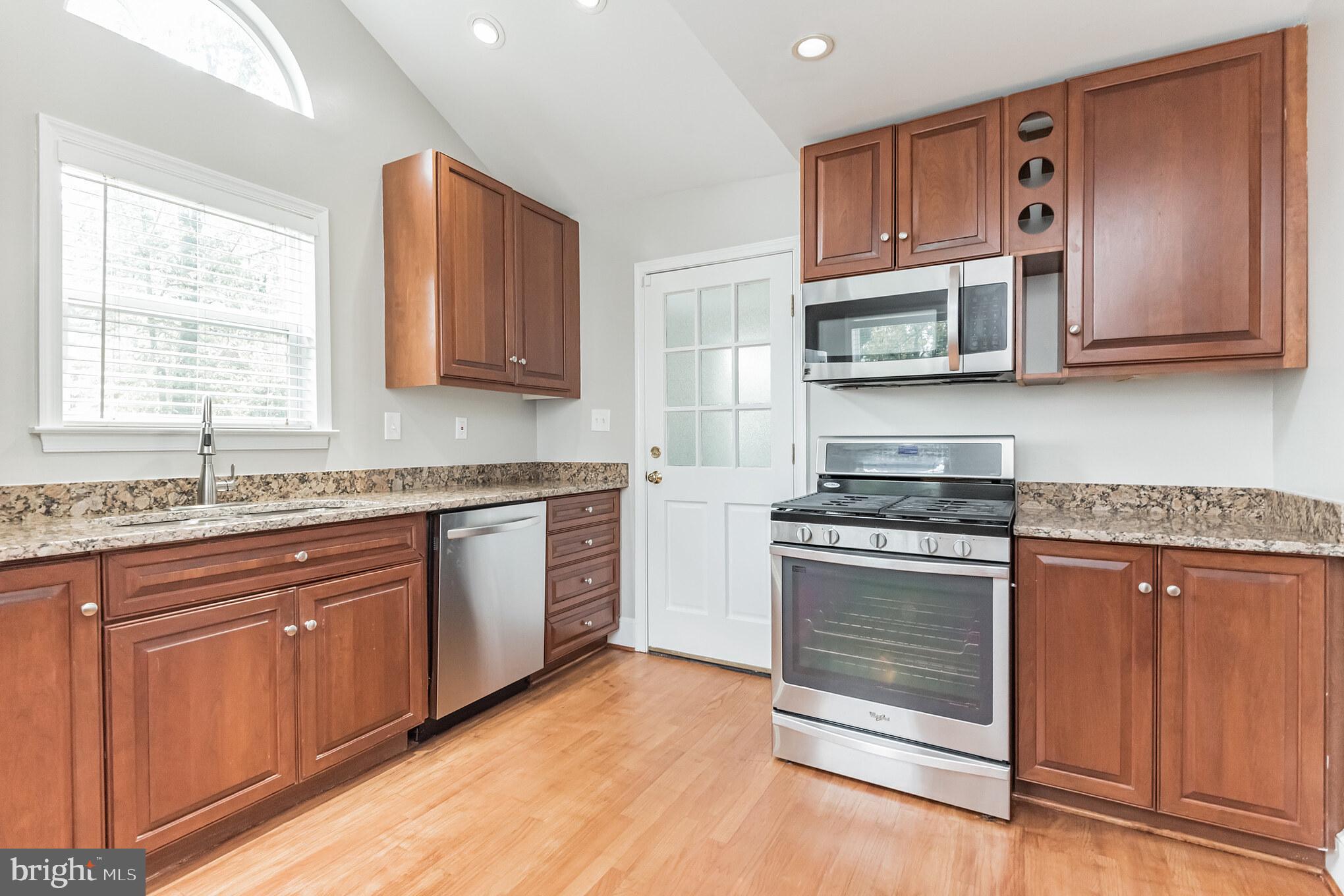 BROWNS - Residential