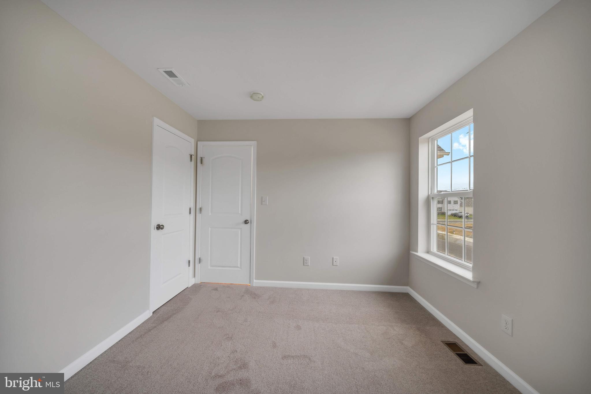 TWIN WILLOWS - Residential