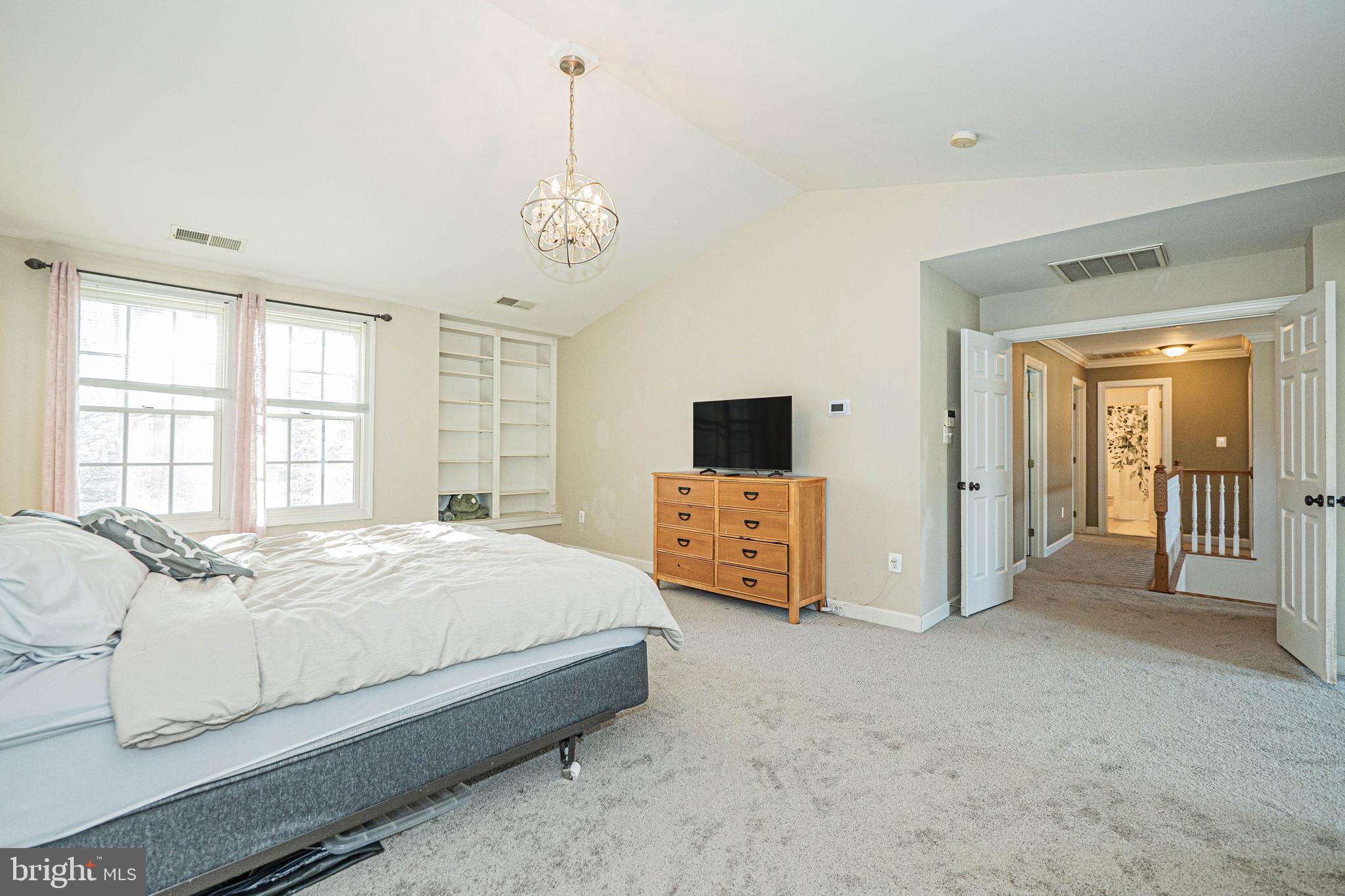 SPRING RIDGE - Residential