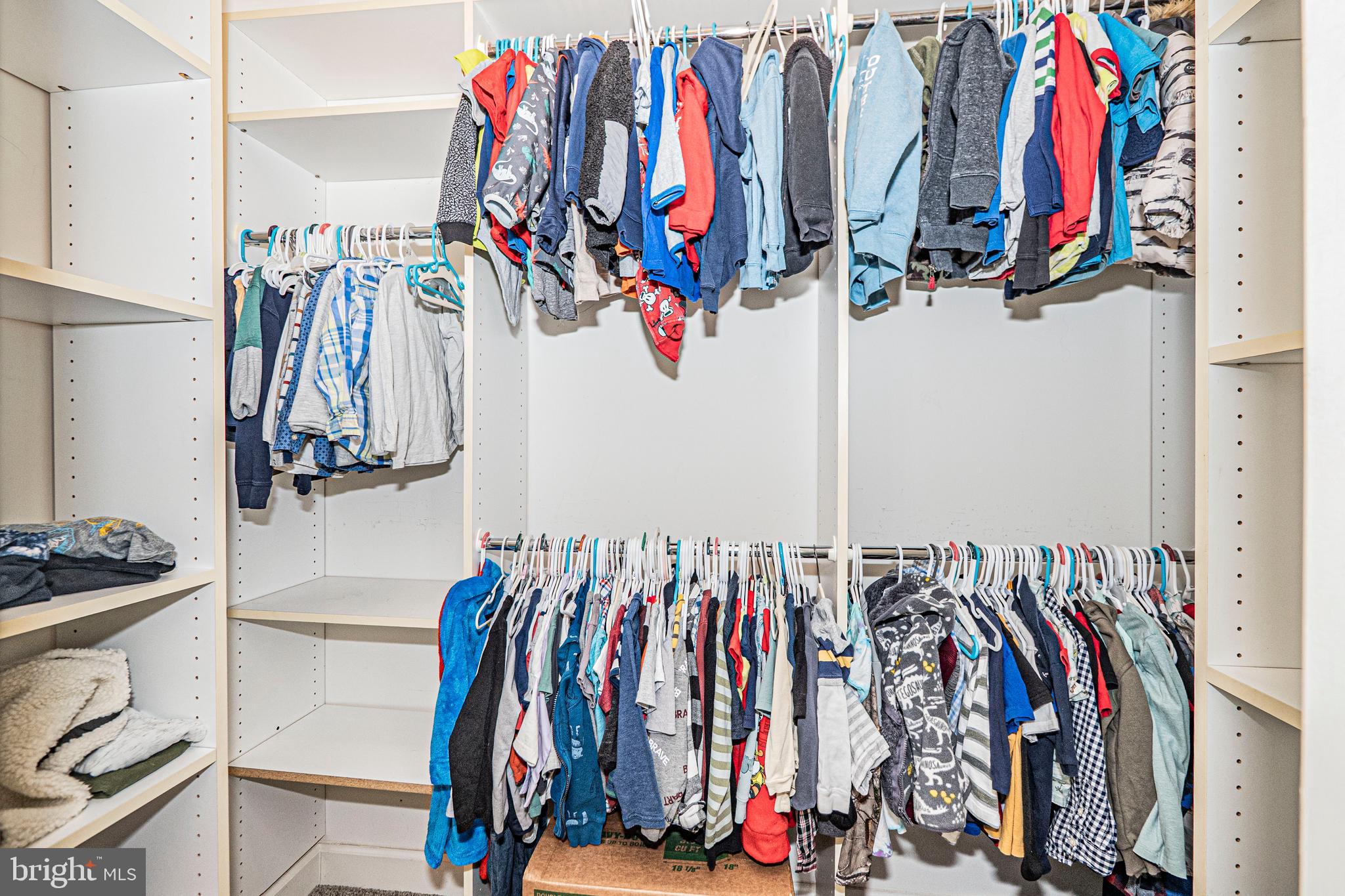 SPRING RIDGE - Residential