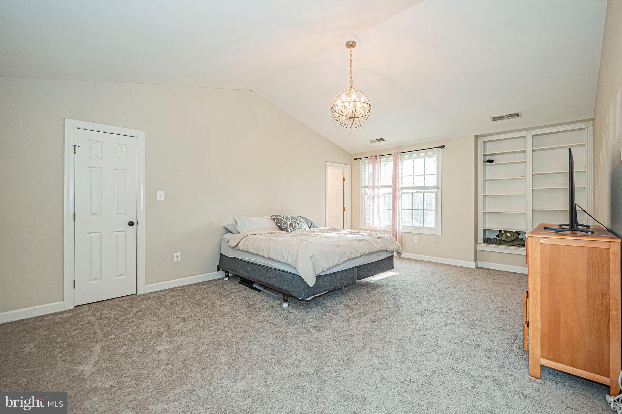 SPRING RIDGE - Residential