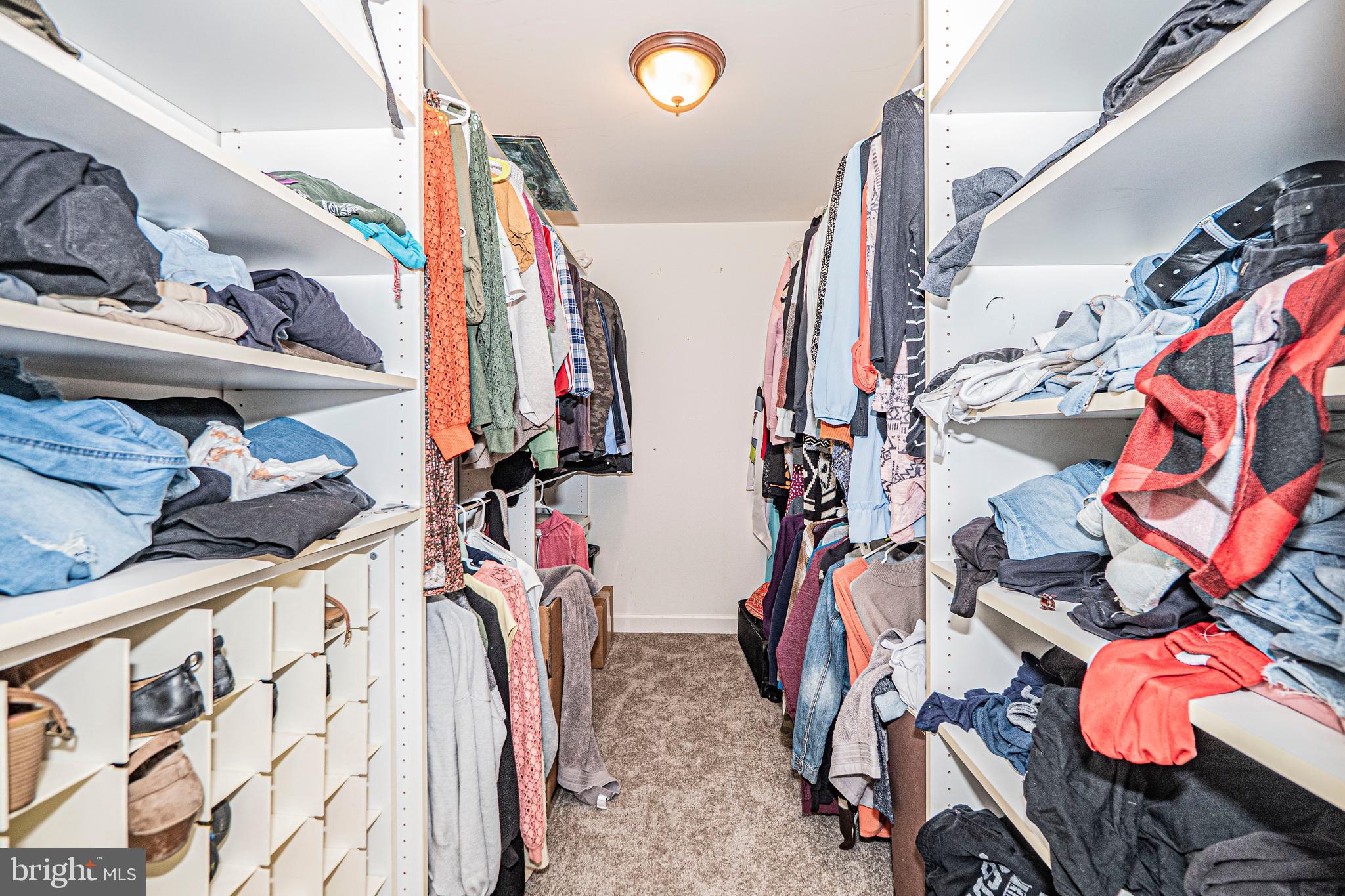 SPRING RIDGE - Residential