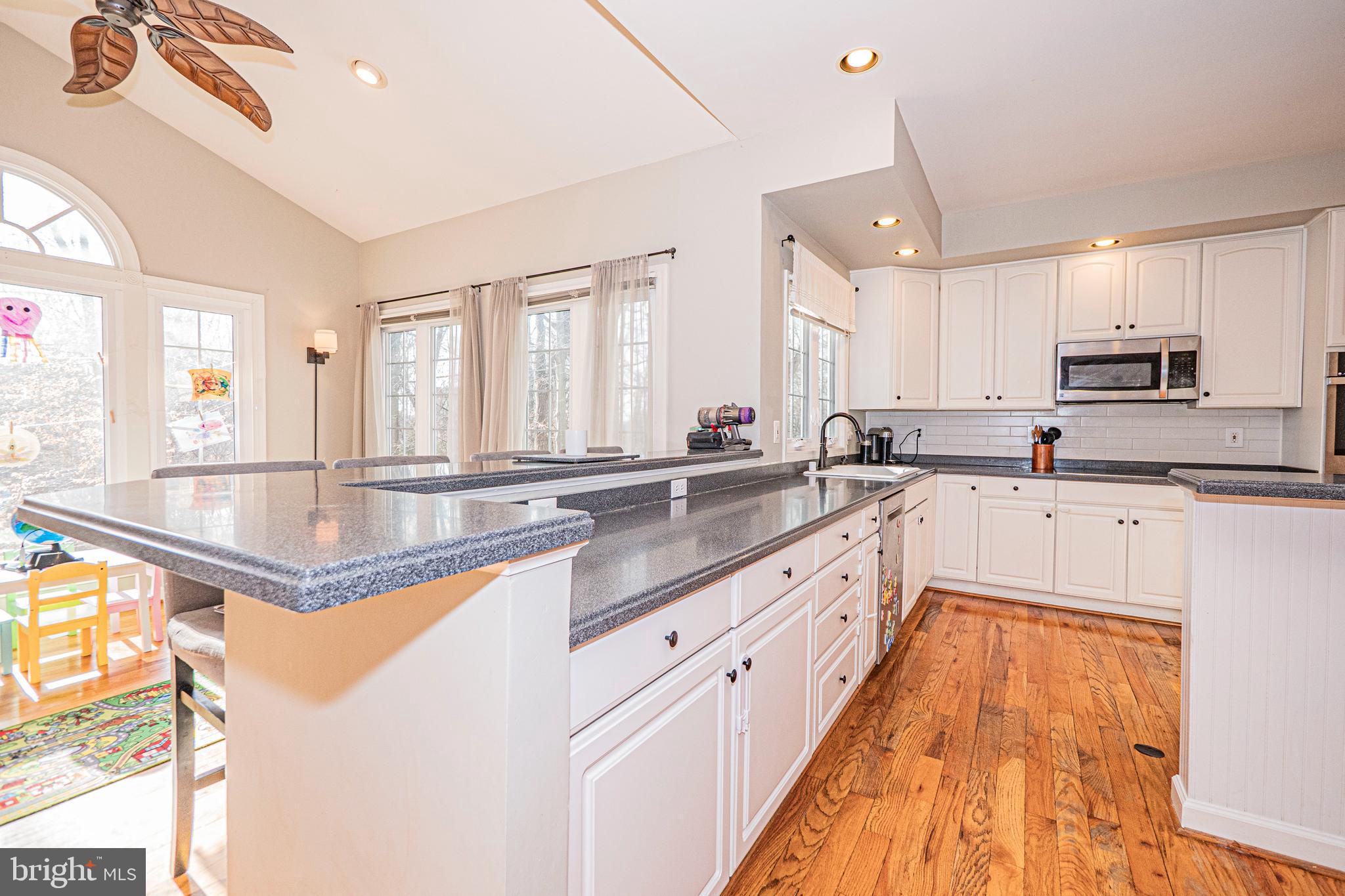 SPRING RIDGE - Residential