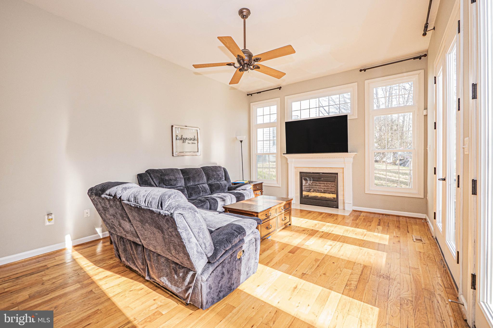 SPRING RIDGE - Residential