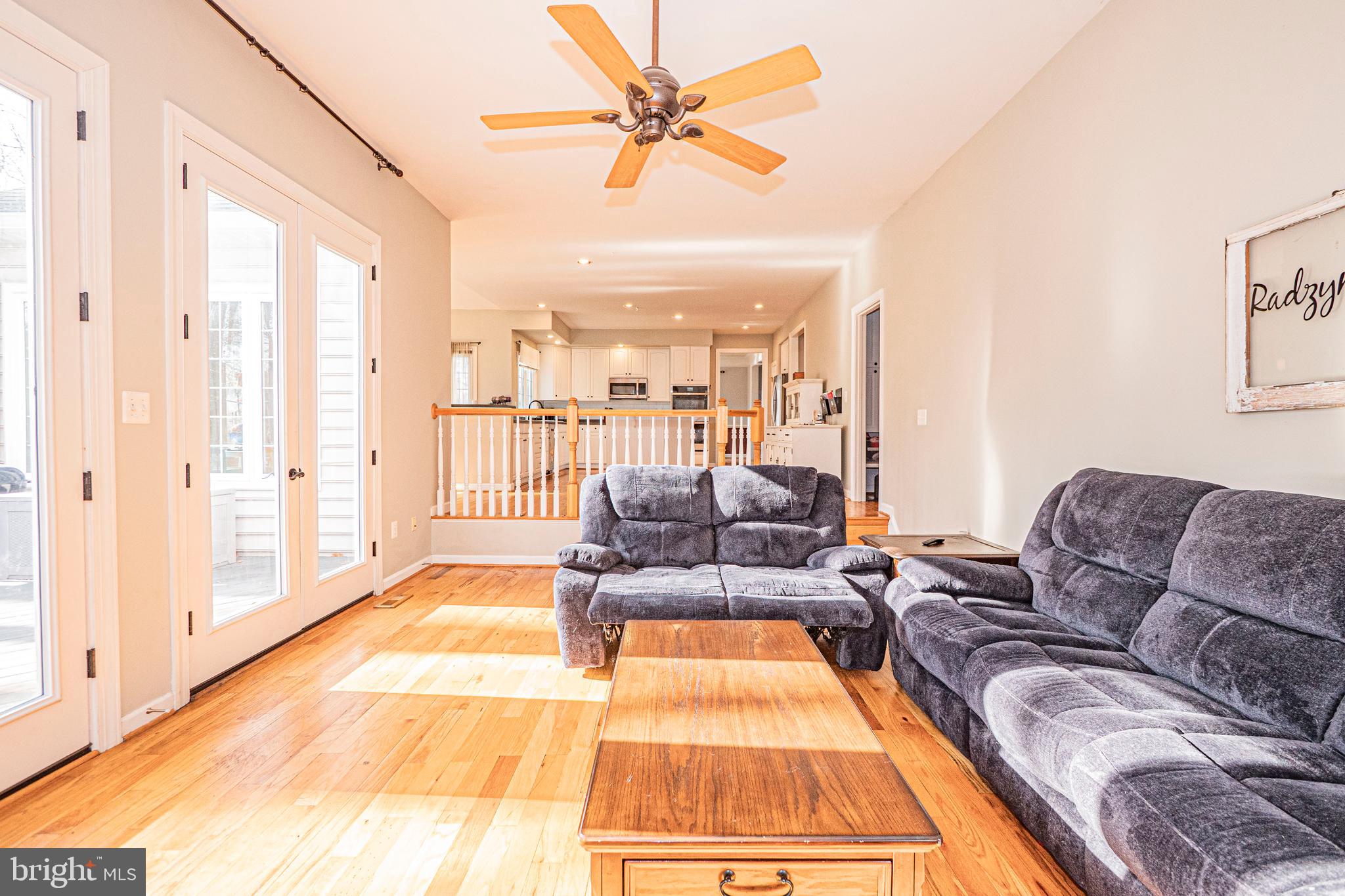 SPRING RIDGE - Residential