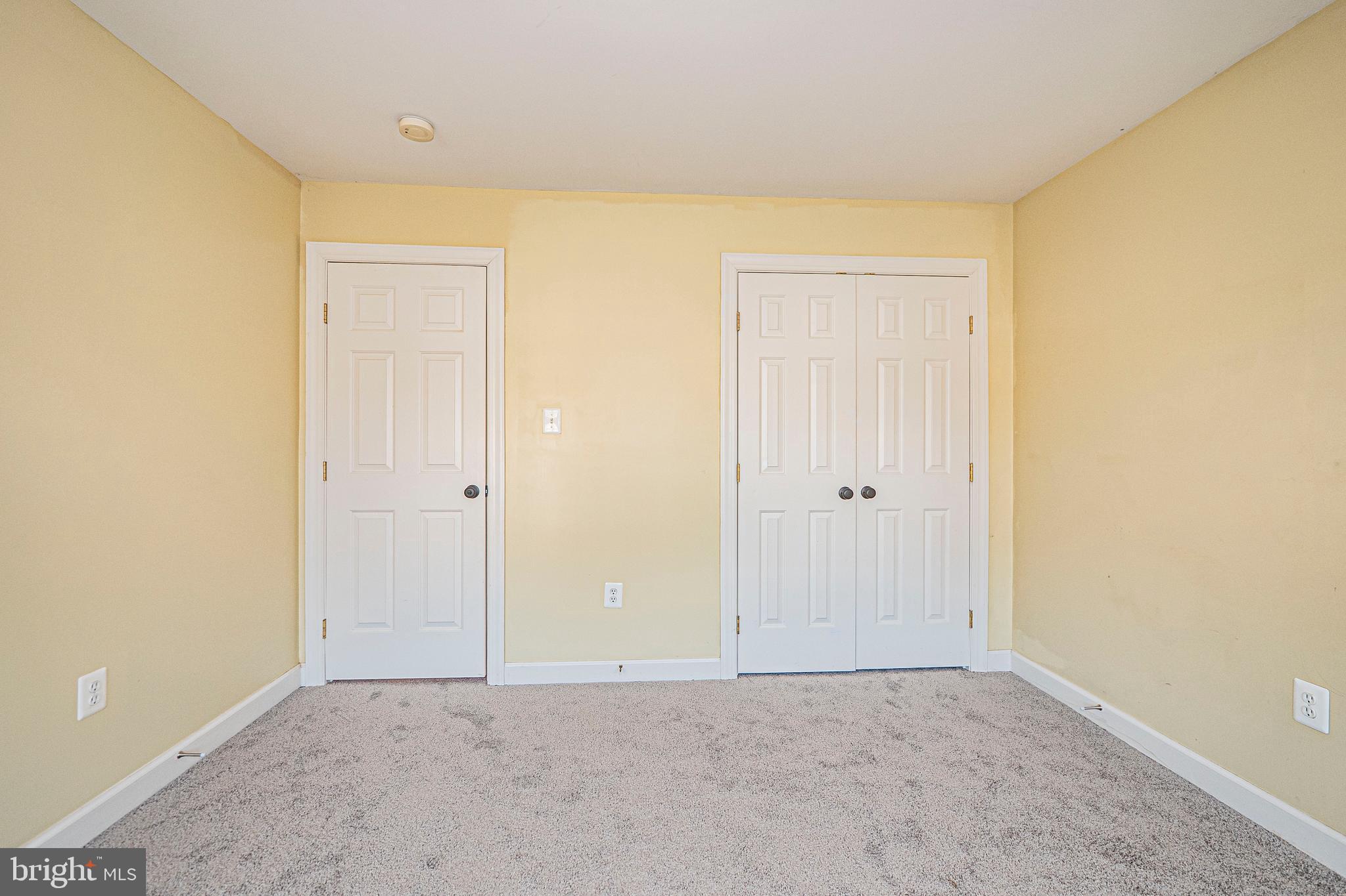 SPRING RIDGE - Residential