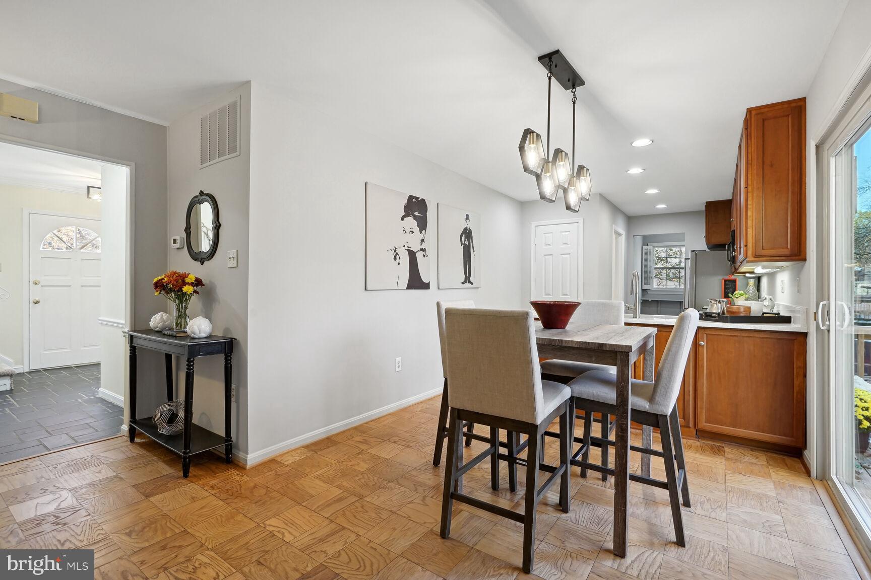 CAVALIER WOODS - Residential