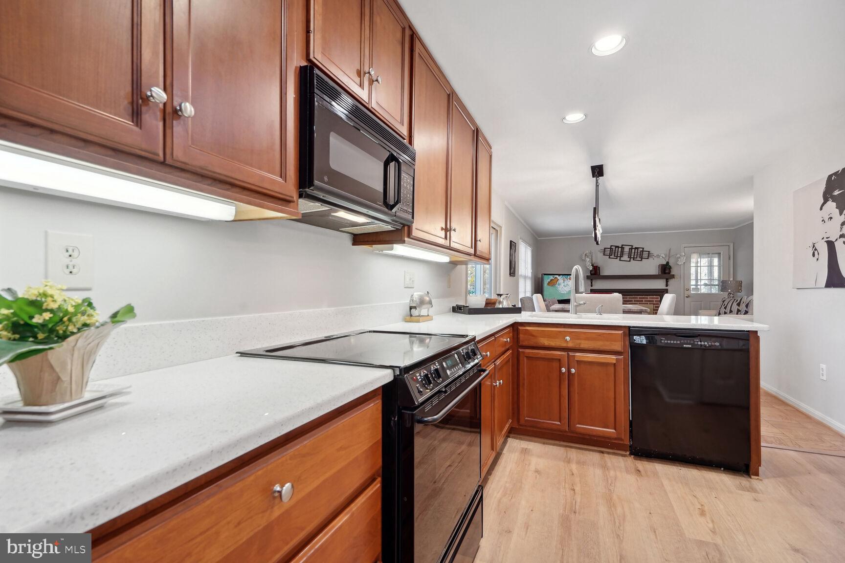 CAVALIER WOODS - Residential