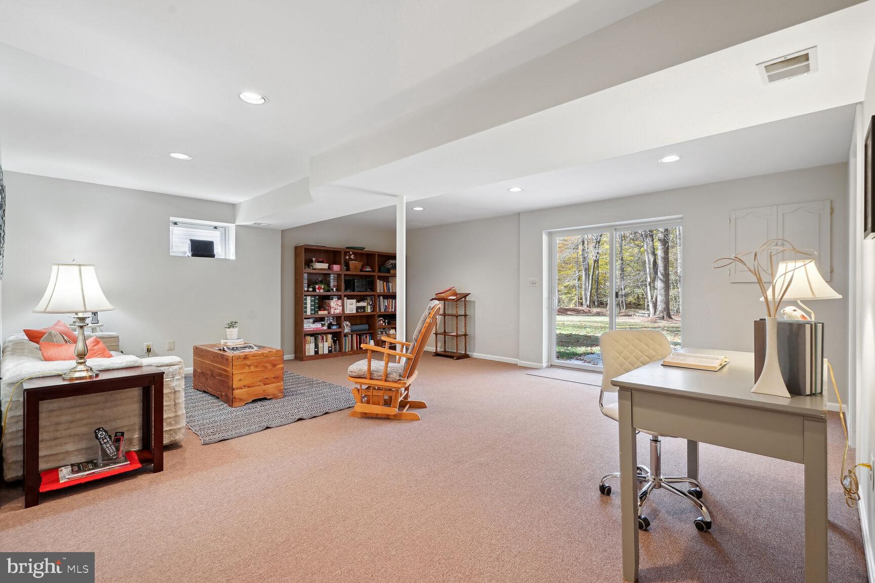 CAVALIER WOODS - Residential