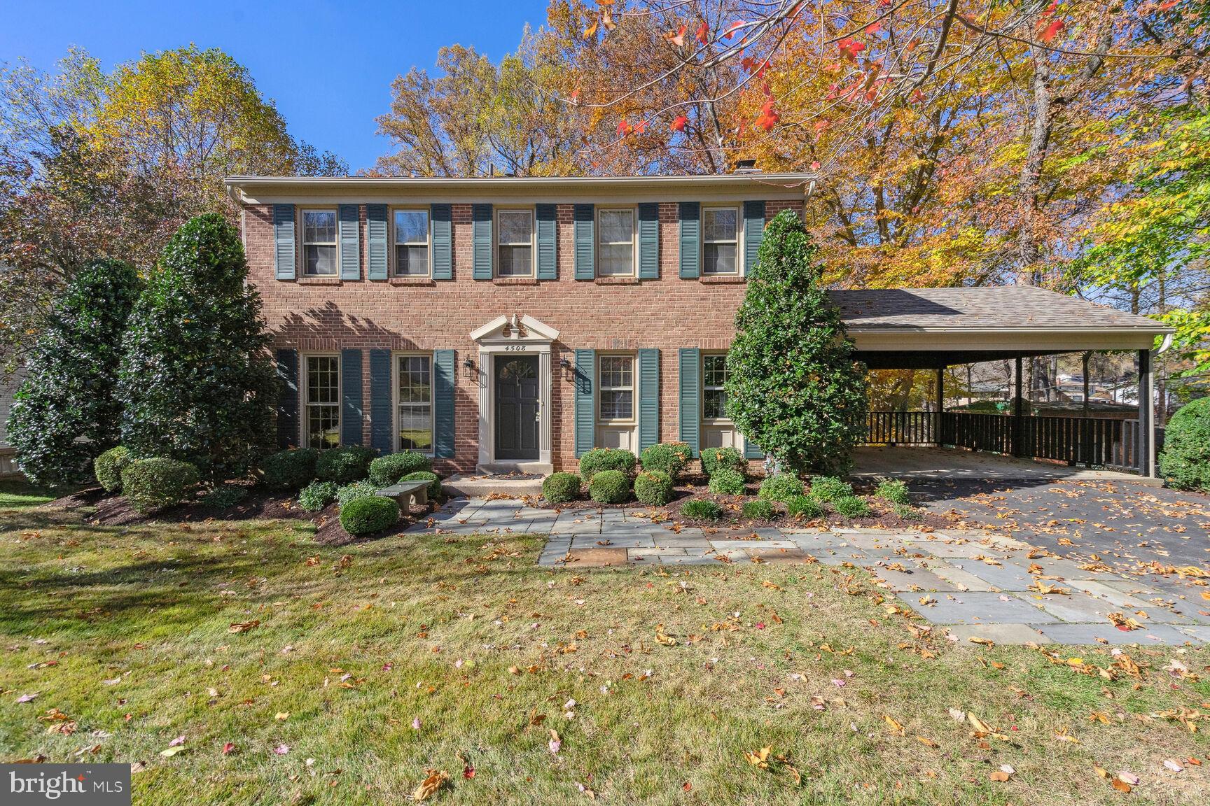 CAVALIER WOODS - Residential