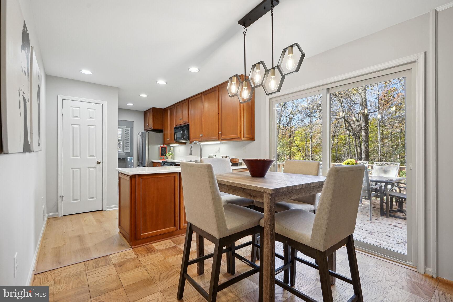 CAVALIER WOODS - Residential