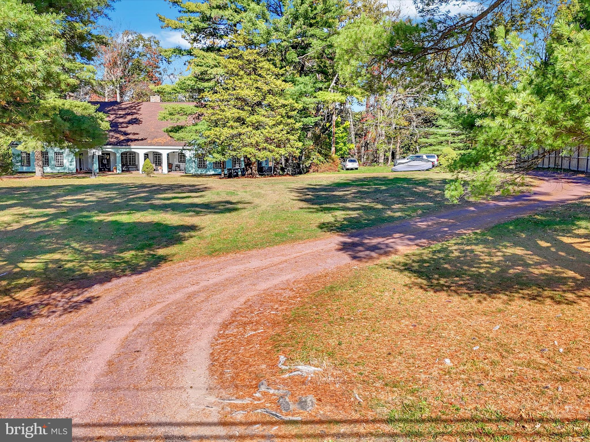 22 RIDGE ROAD