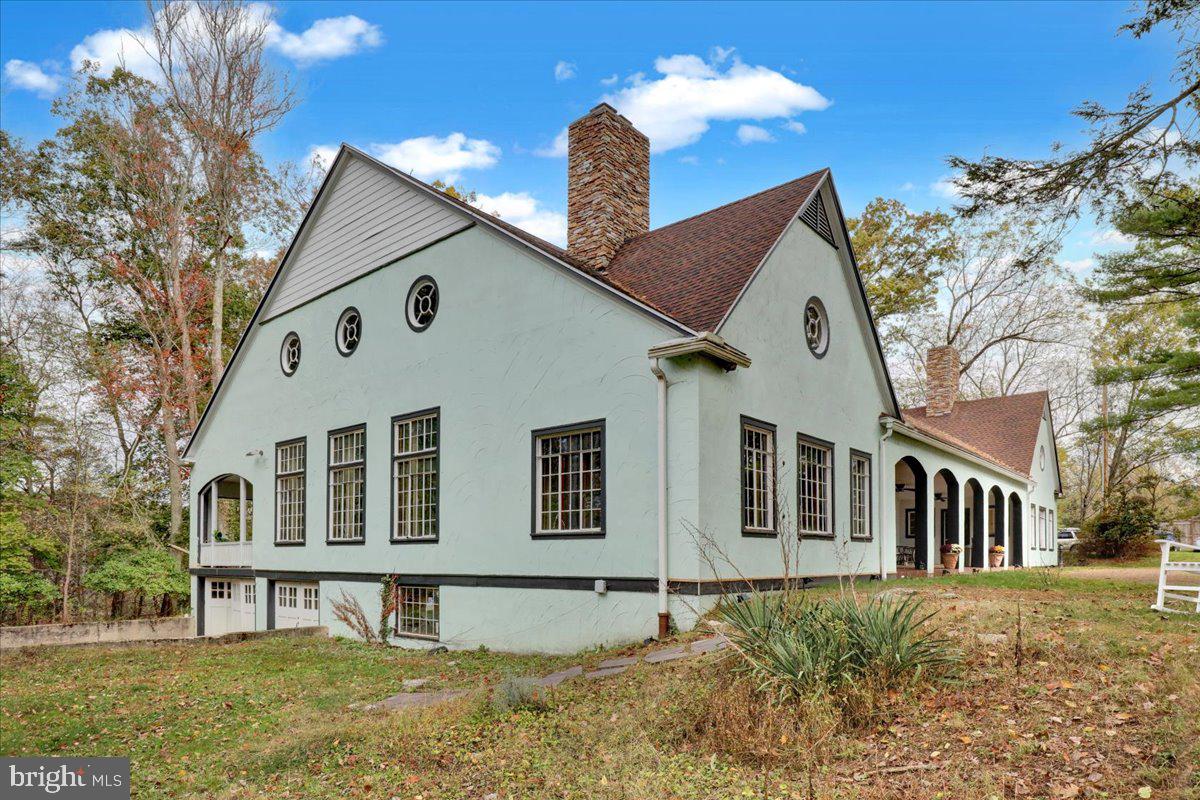 22 RIDGE ROAD