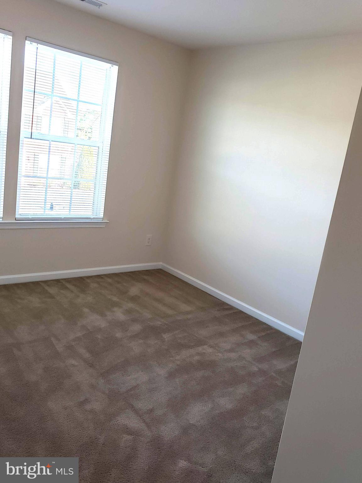 CEDAR COMMONS - Residential