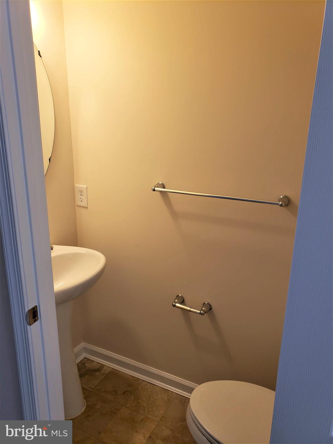 CEDAR COMMONS - Residential