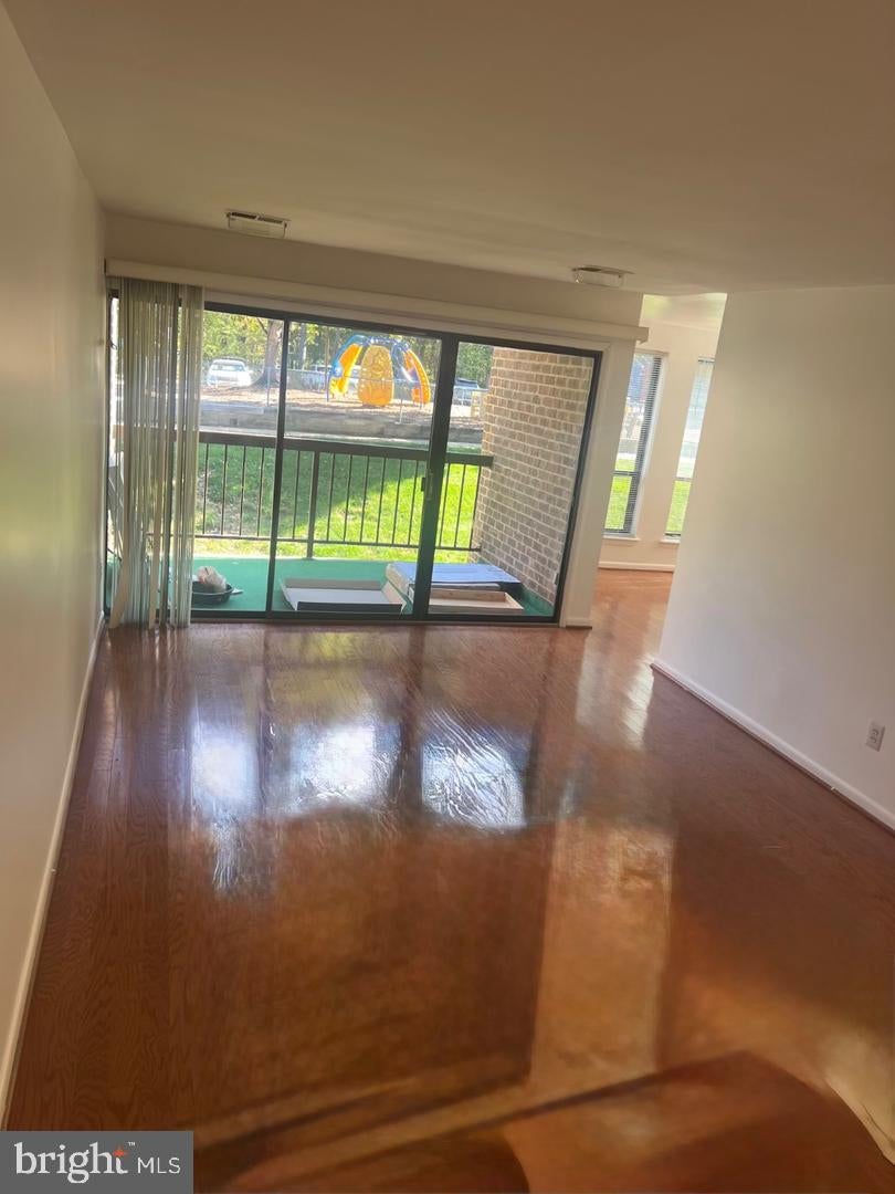 11232 CHESTNUT GROVE SQUARE 135