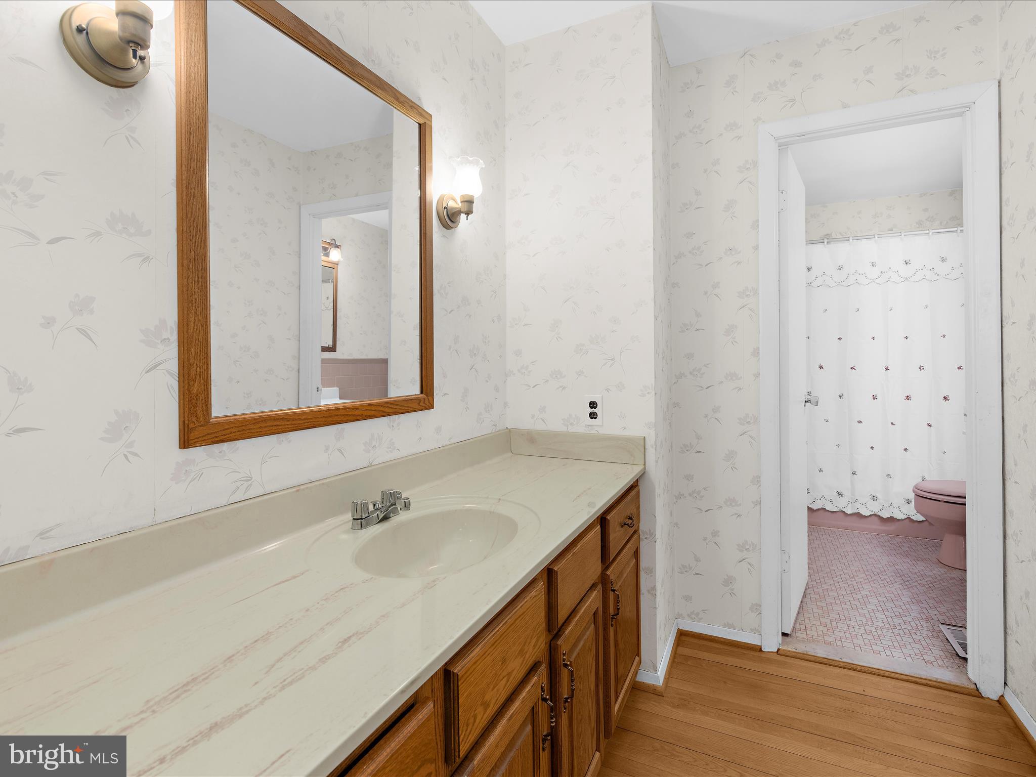 KENSINGTON - Residential