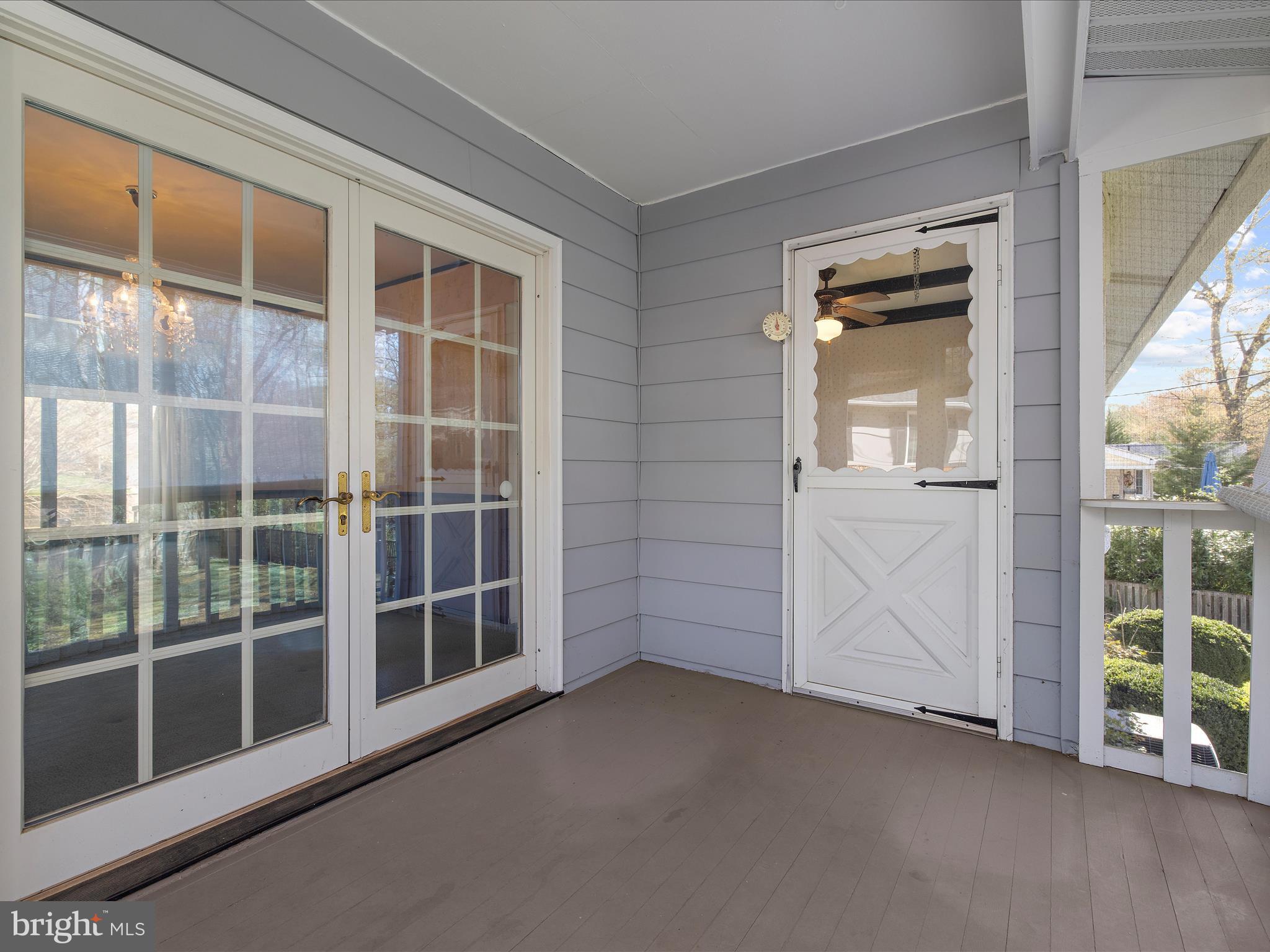 KENSINGTON - Residential