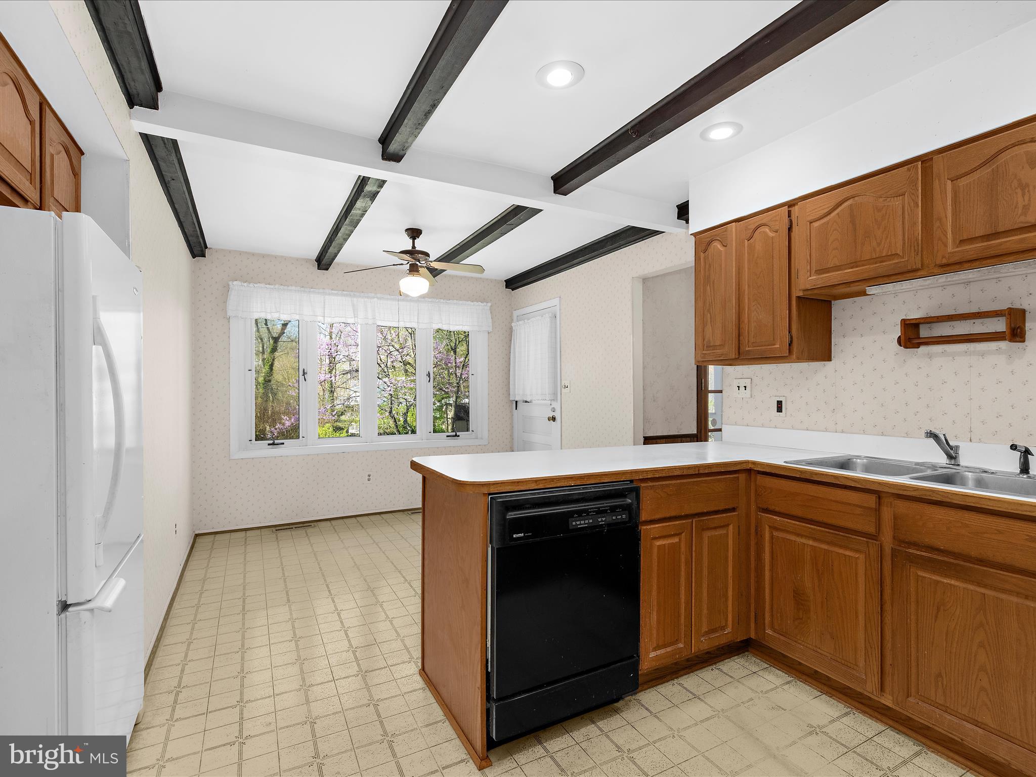 KENSINGTON - Residential