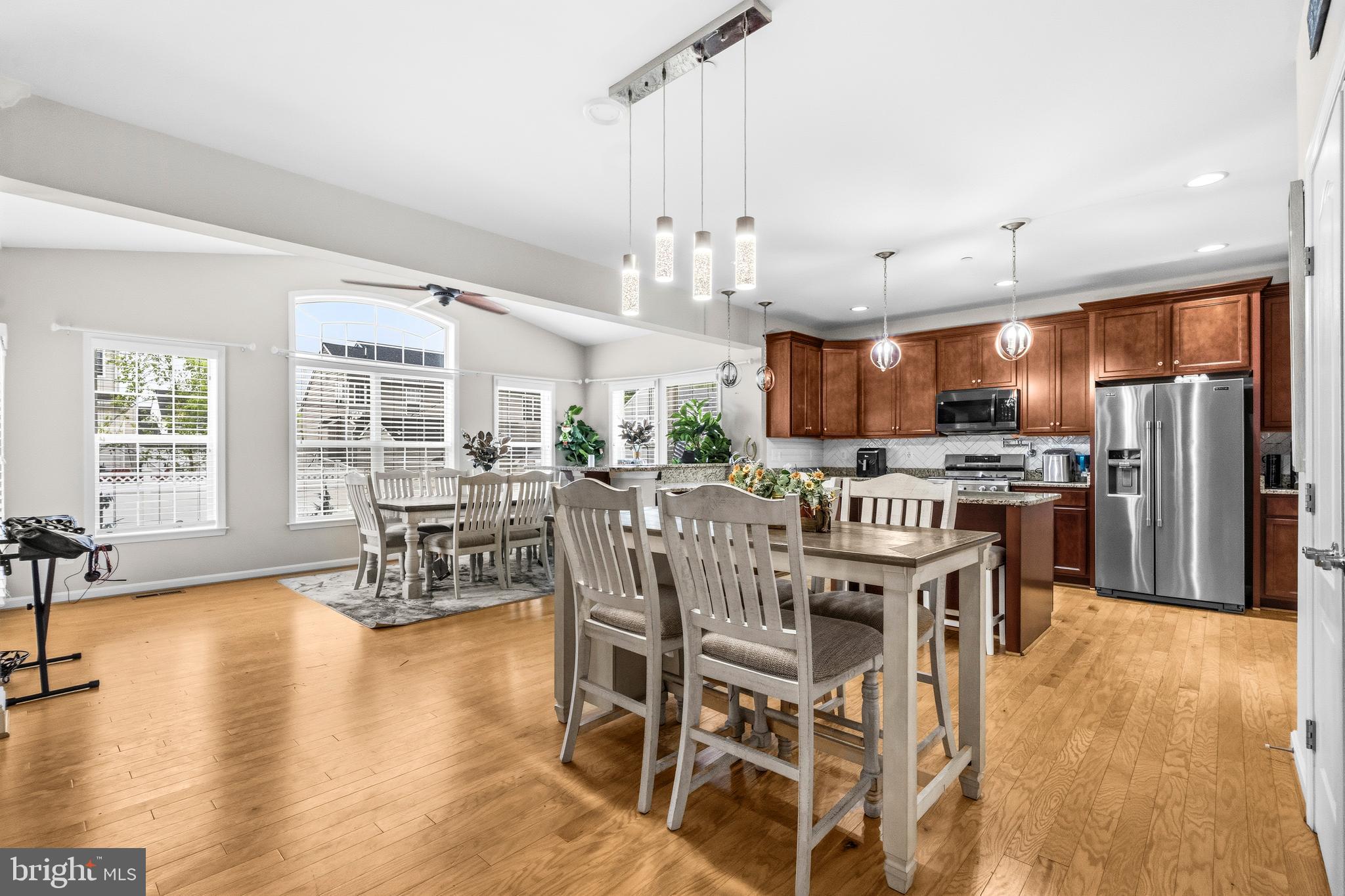 NORTH BROOK - Residential