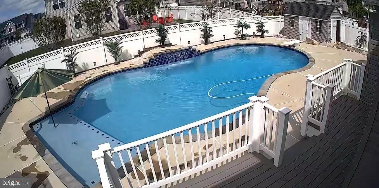 NORTH BROOK - Residential