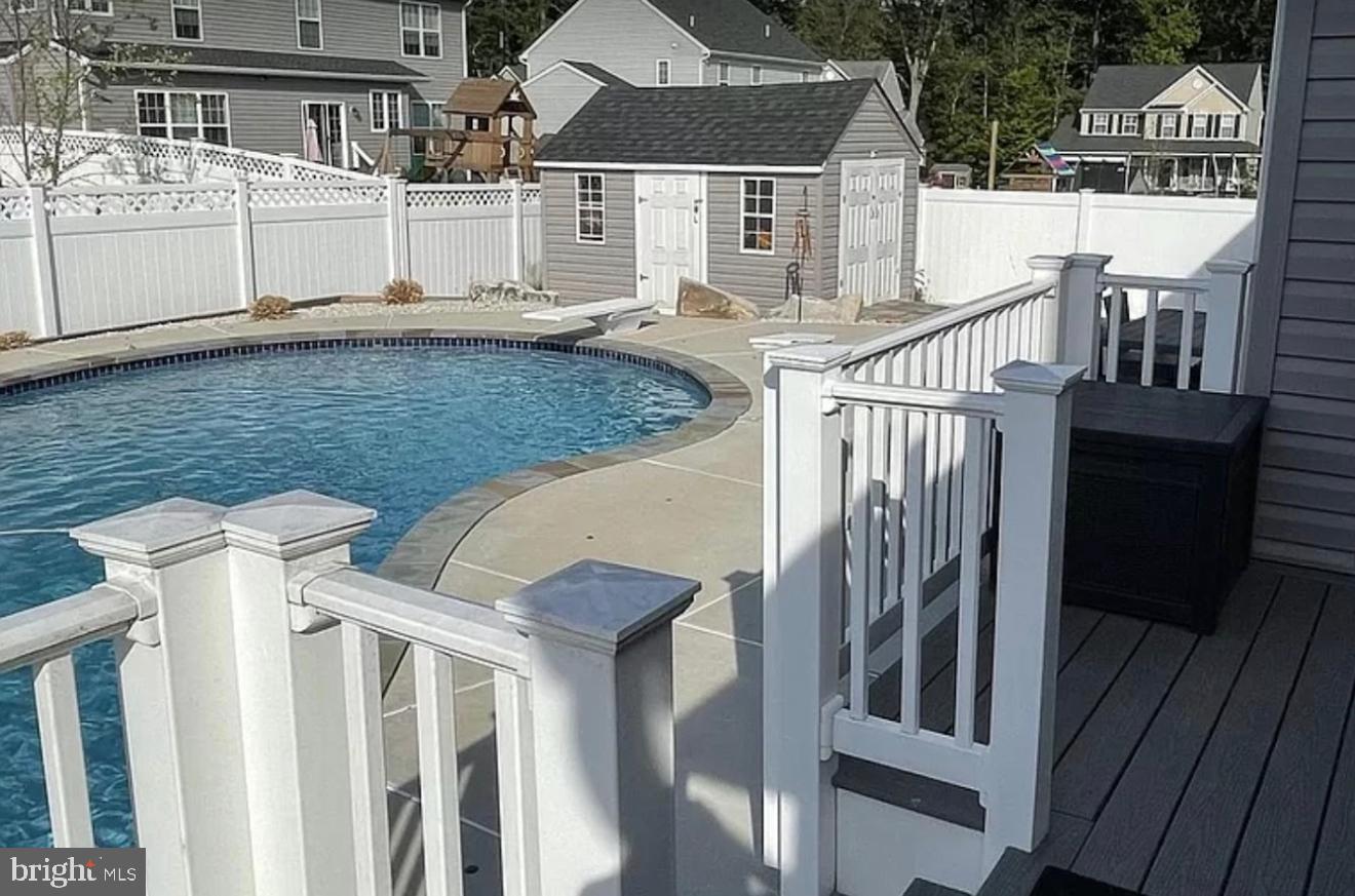 NORTH BROOK - Residential