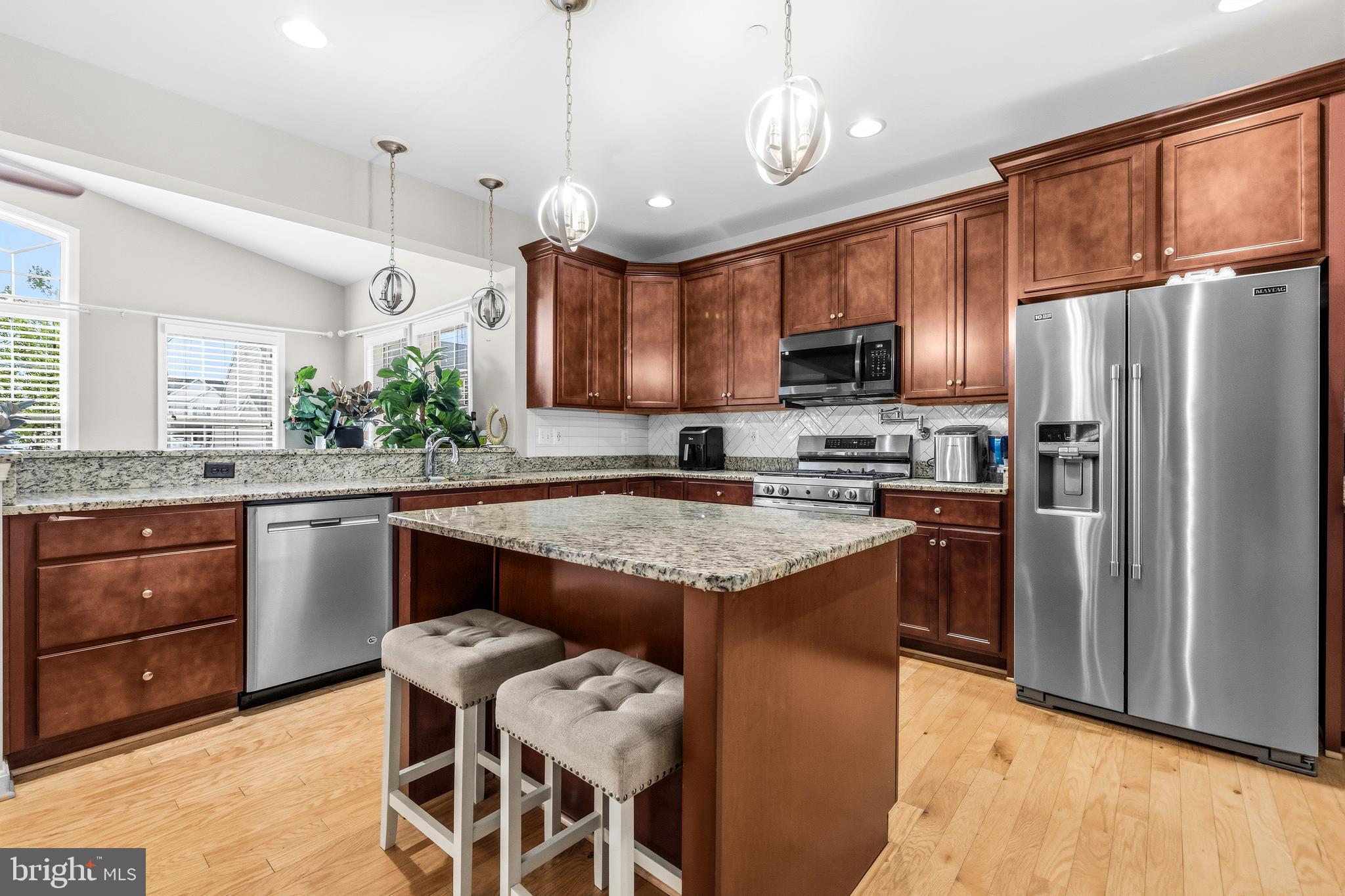 NORTH BROOK - Residential