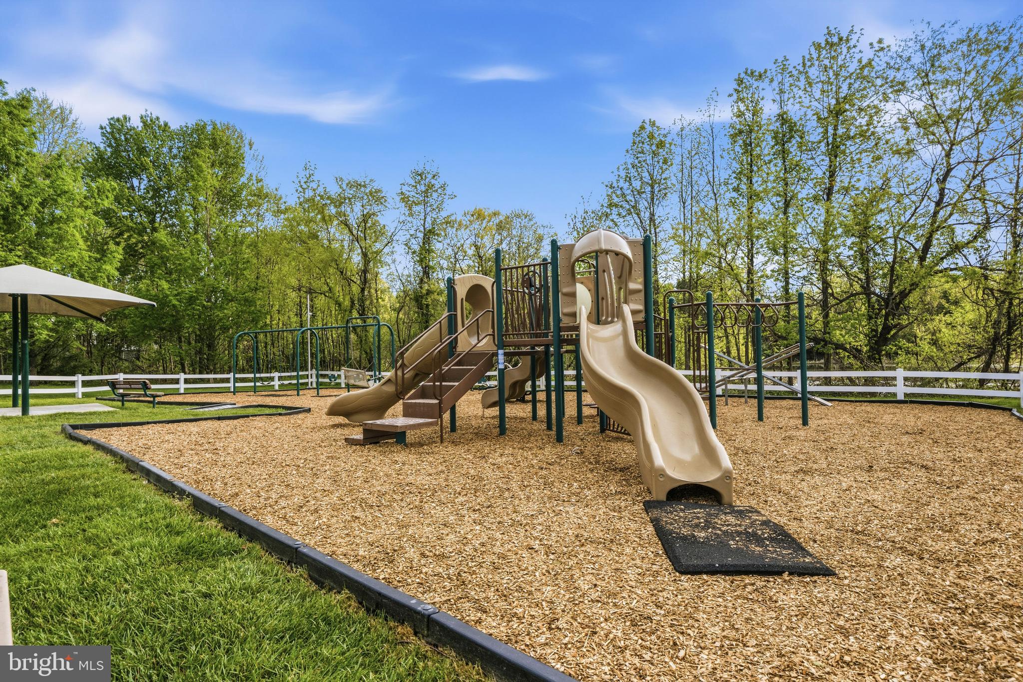 NORTH BROOK - Residential