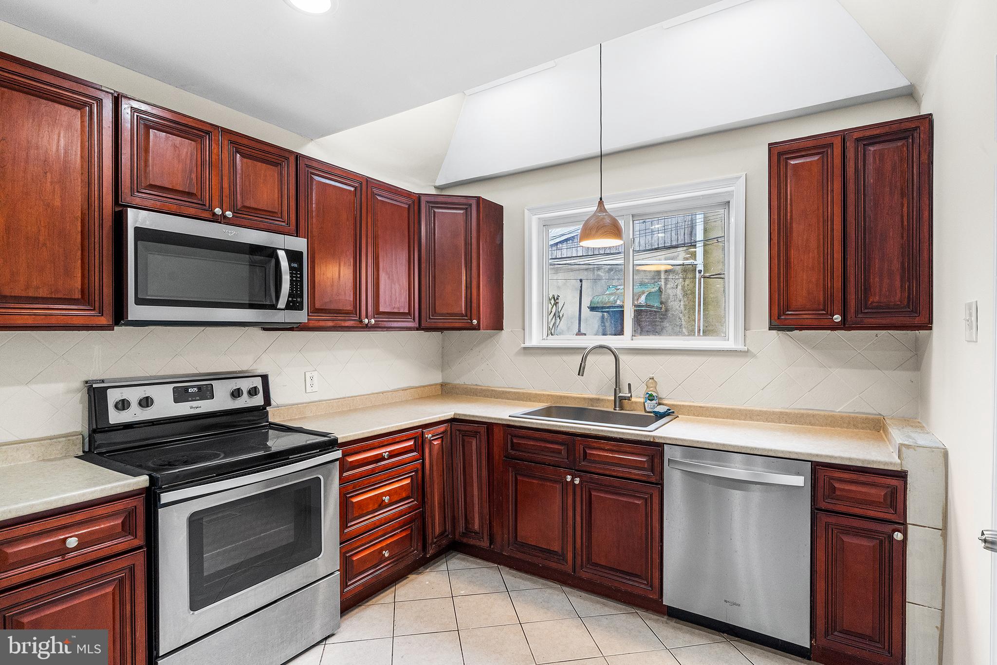 NEWBOLD - Residential