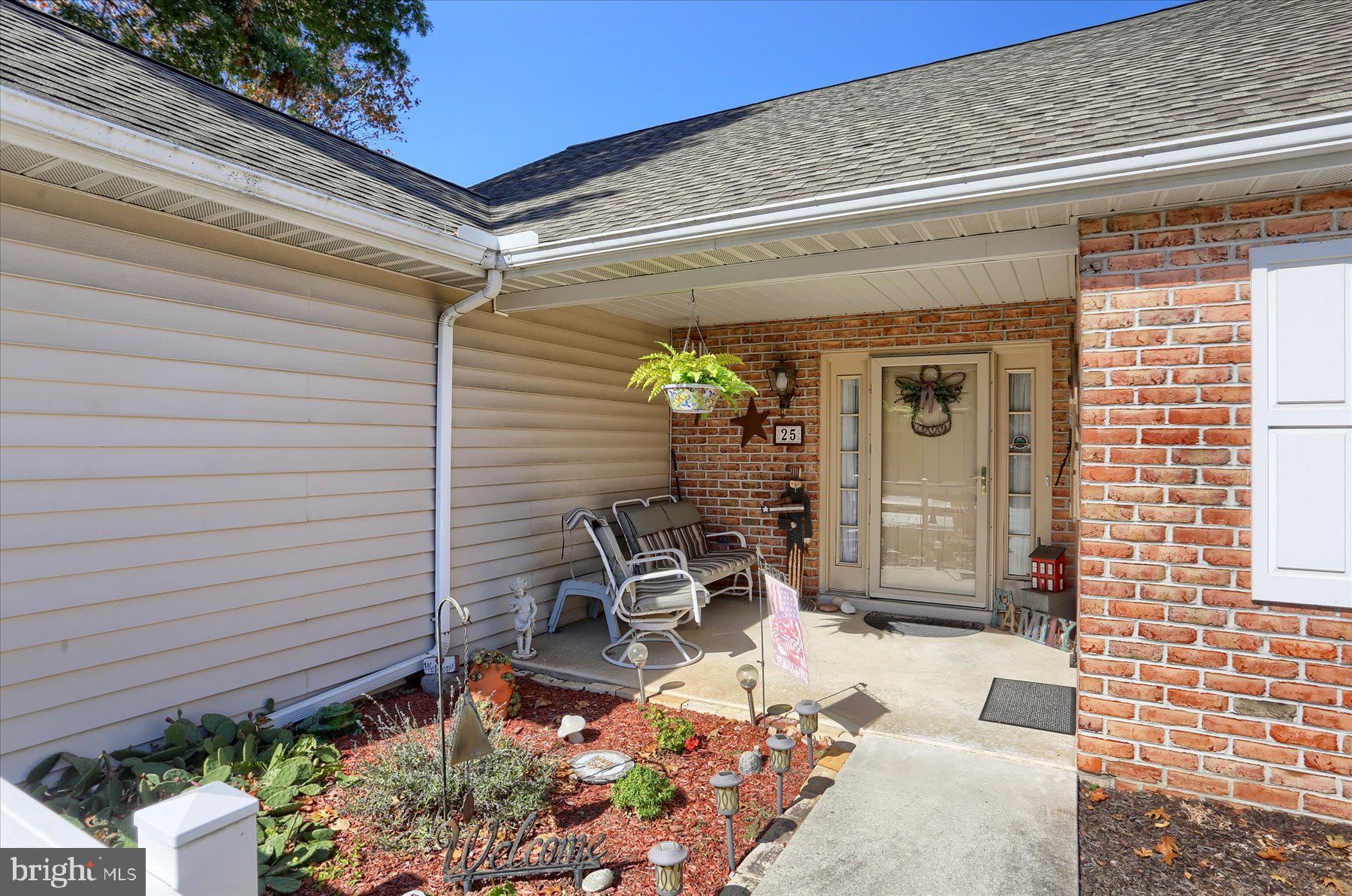 25 GARLAND COURT