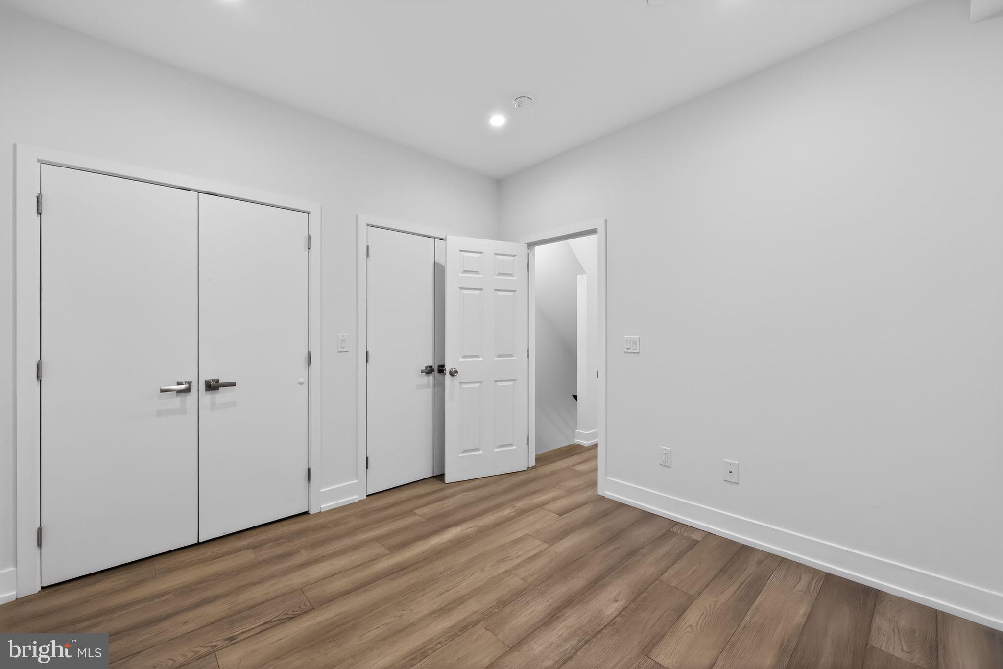 PORT RICHMOND - Residential