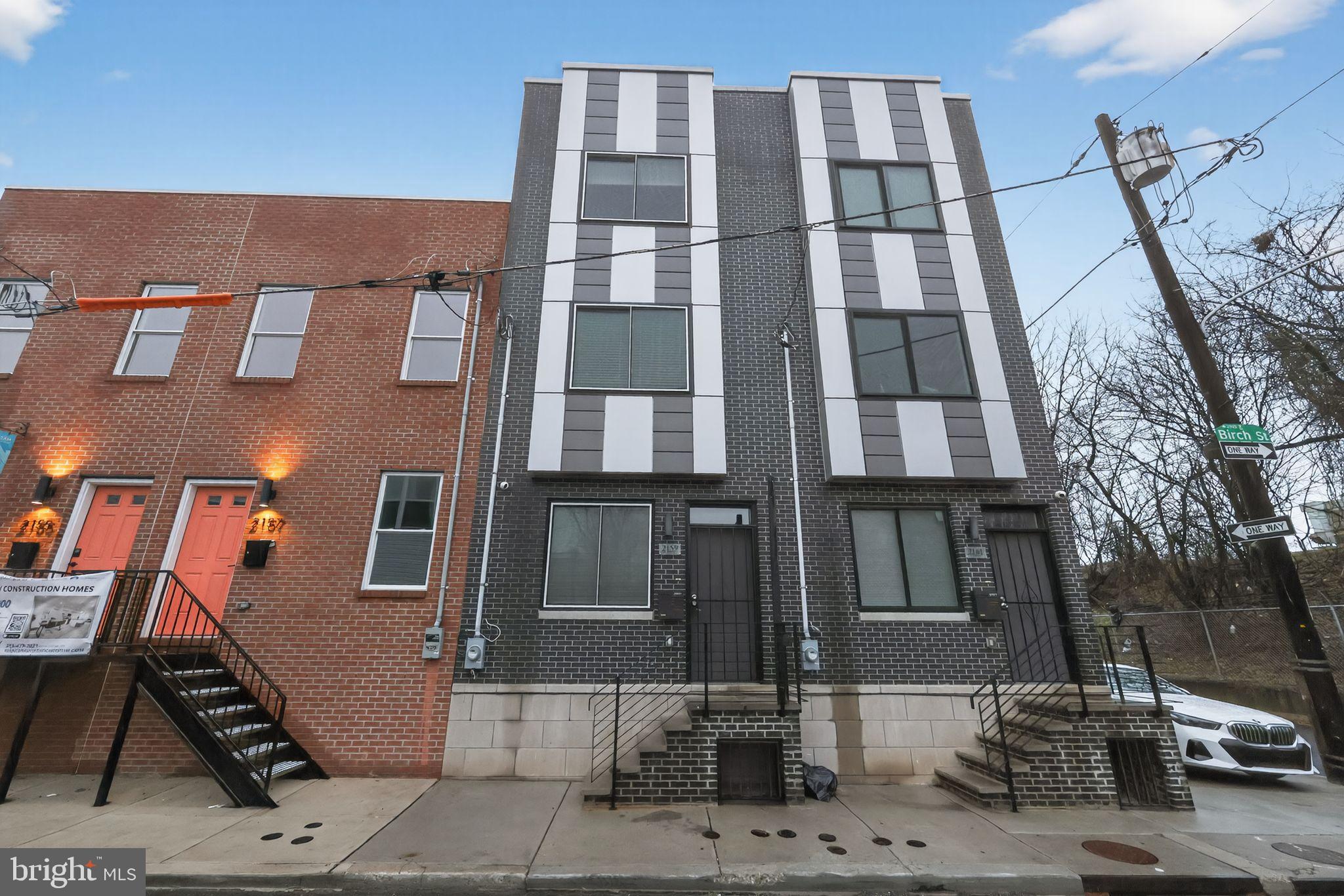 PORT RICHMOND - Residential